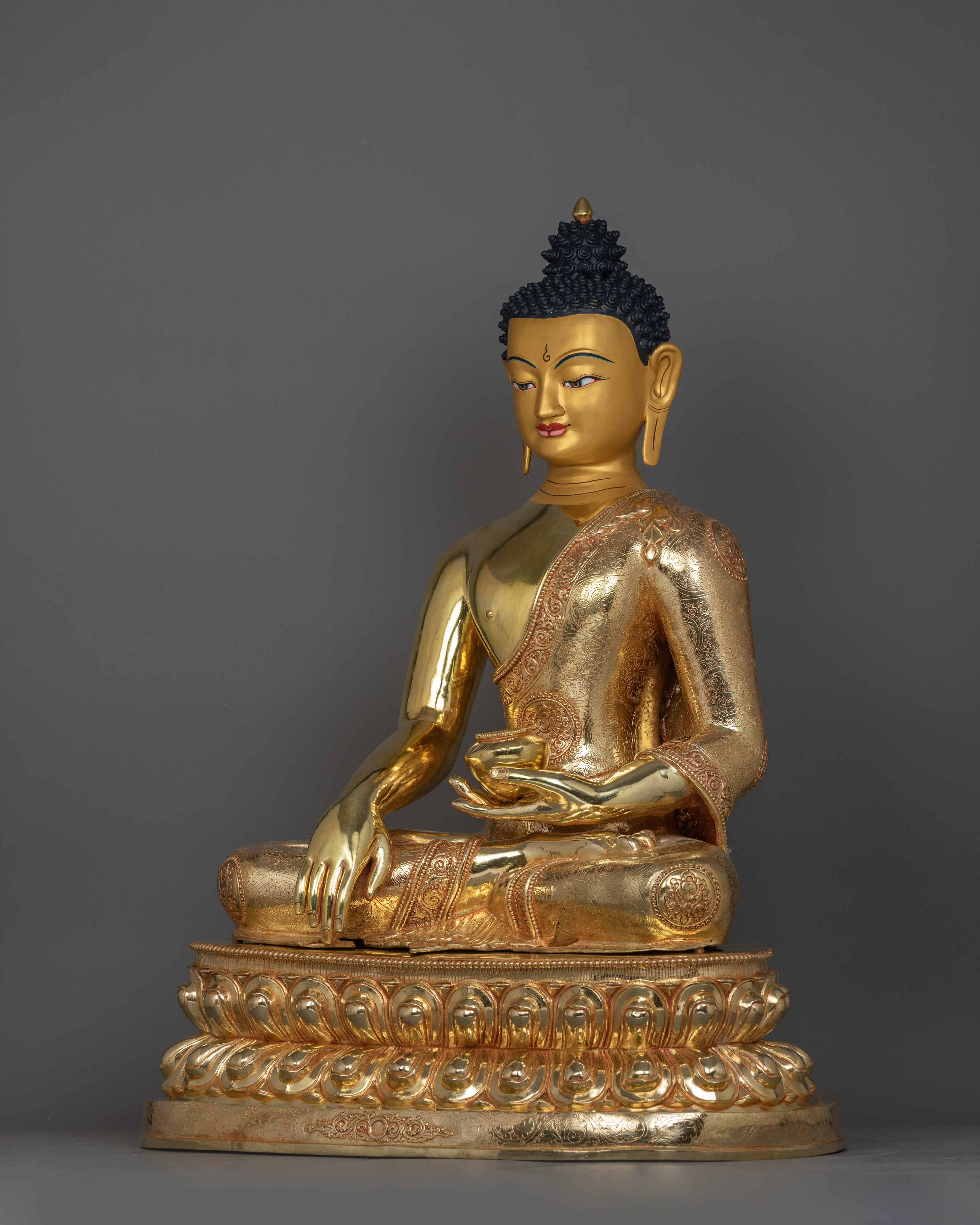 Buddha Statue of Siddhartha Gautama | The Essence of Enlightenment