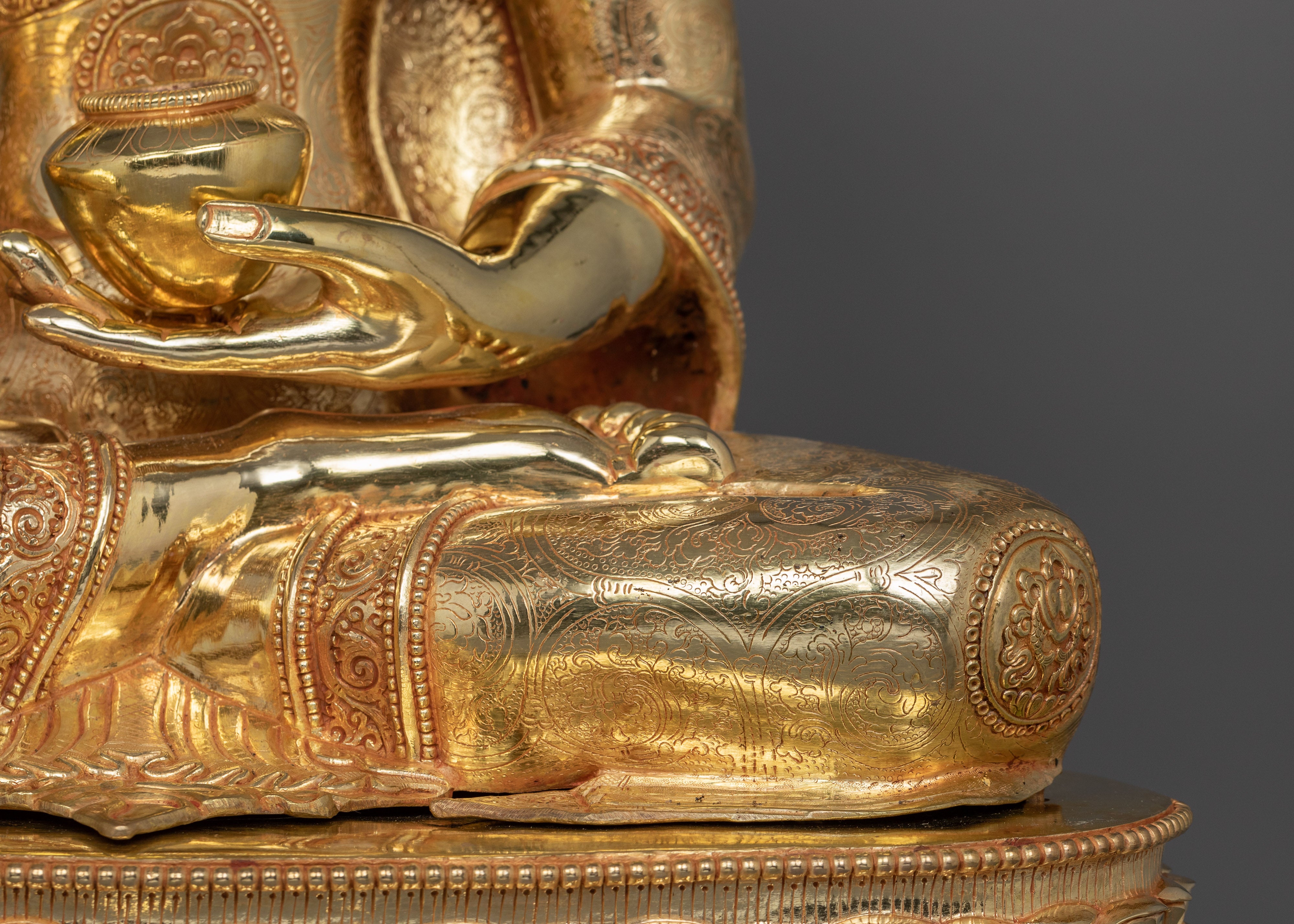 Buddha Statue of Siddhartha Gautama | The Essence of Enlightenment