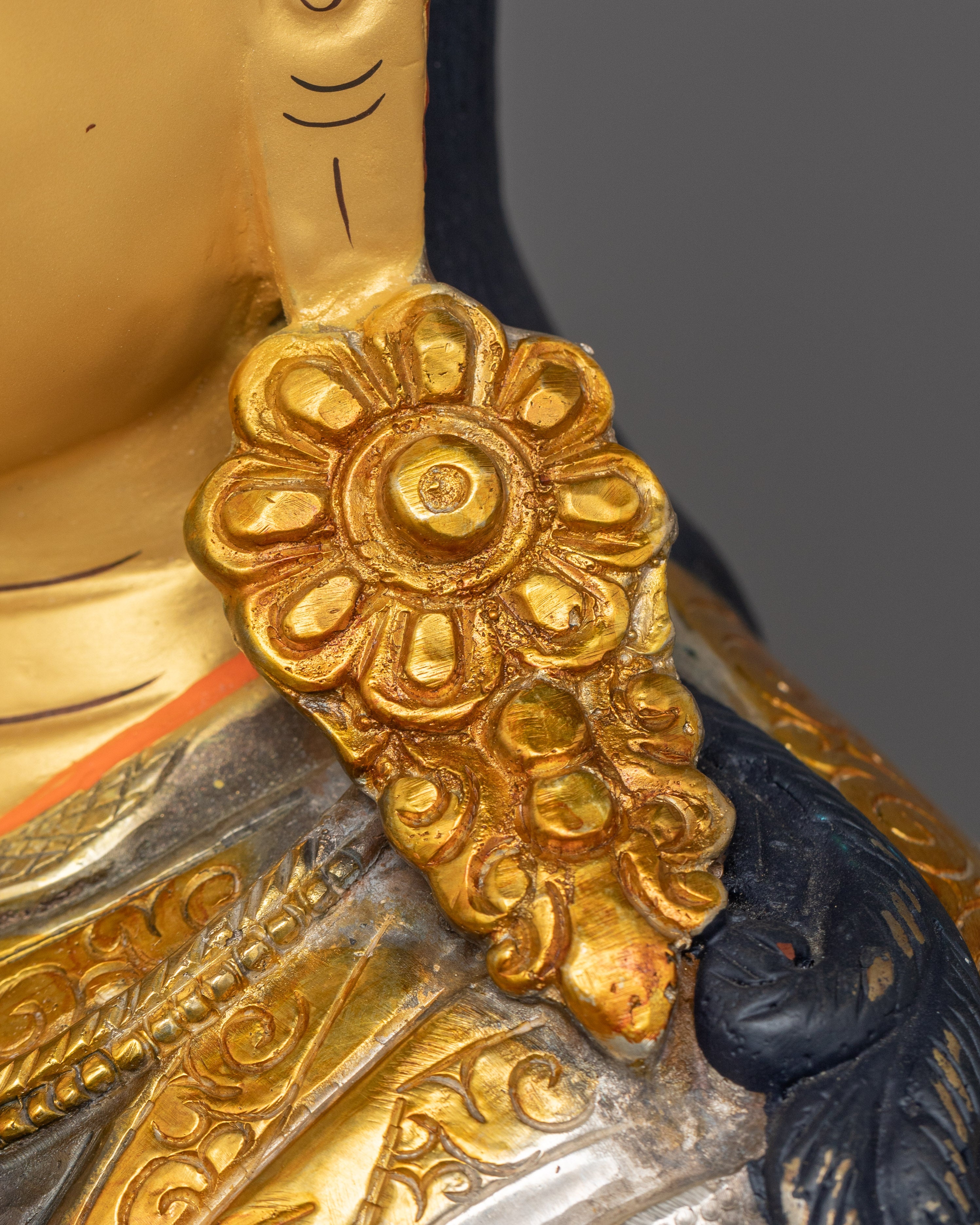 Vajrayana Guru Padmasambhava Statue | Symbol of Spiritual Transformation