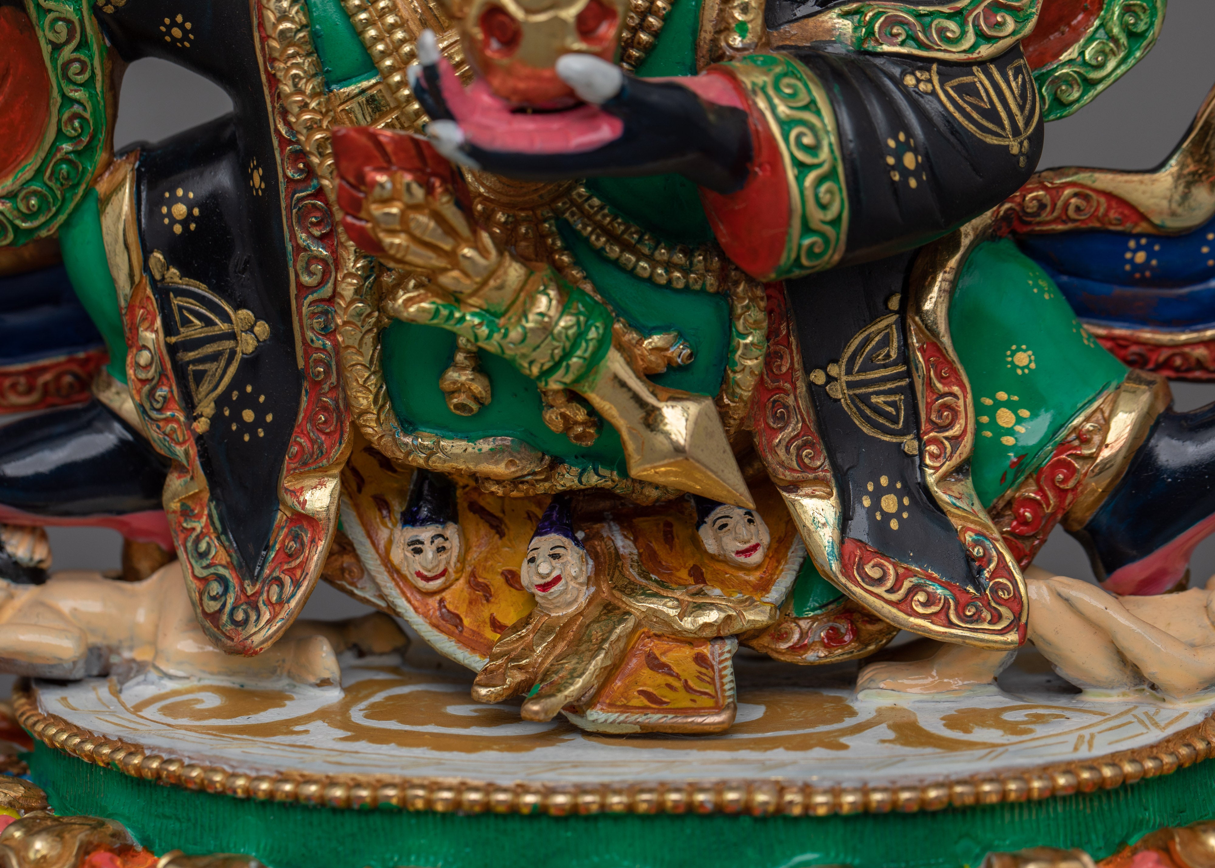 Mahakala Bernagchen Protector of the Dharma | Fierce Guardian of the Dharma