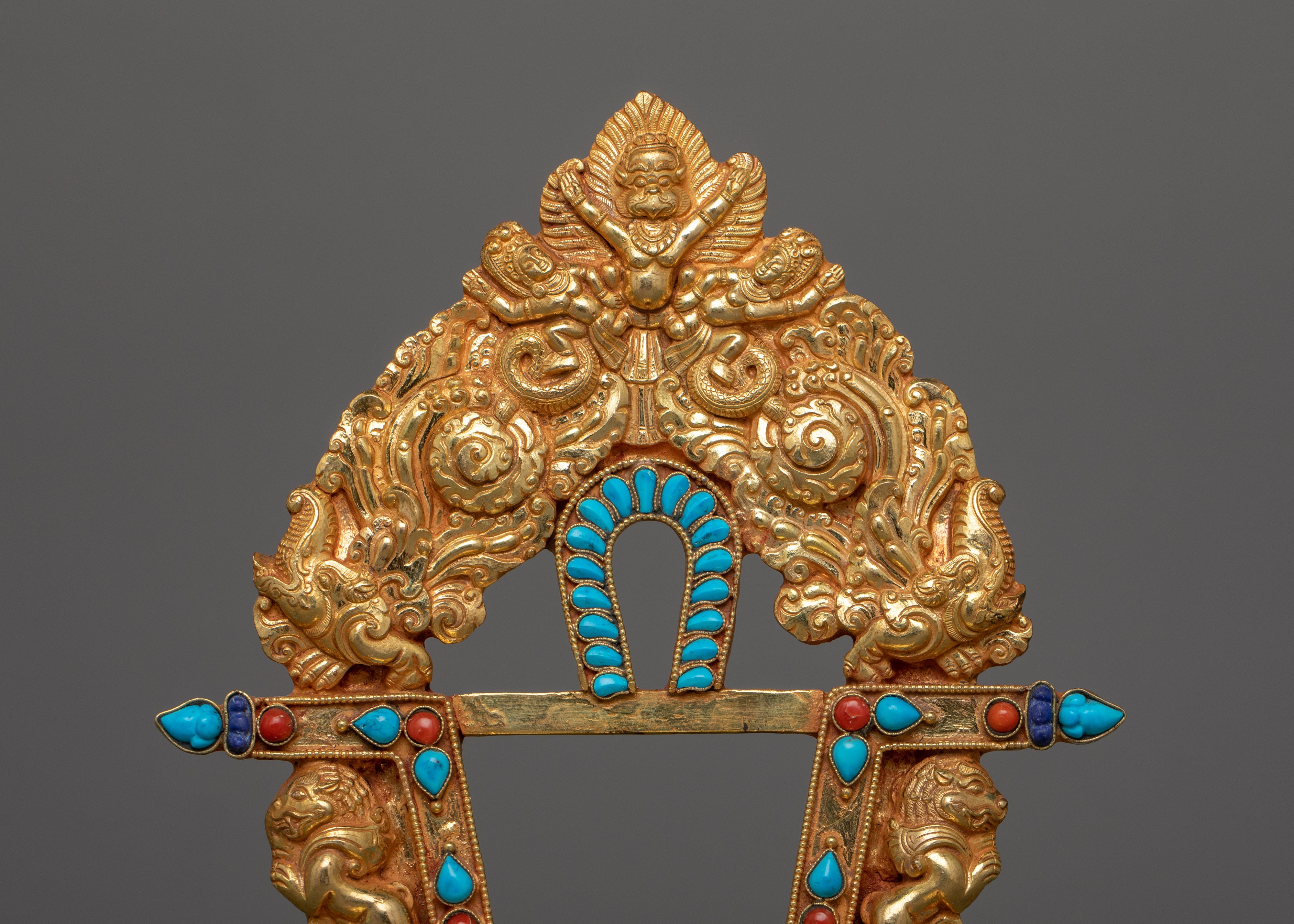 Traditional Throne for Statue | Symbol of Reverence and Divinity