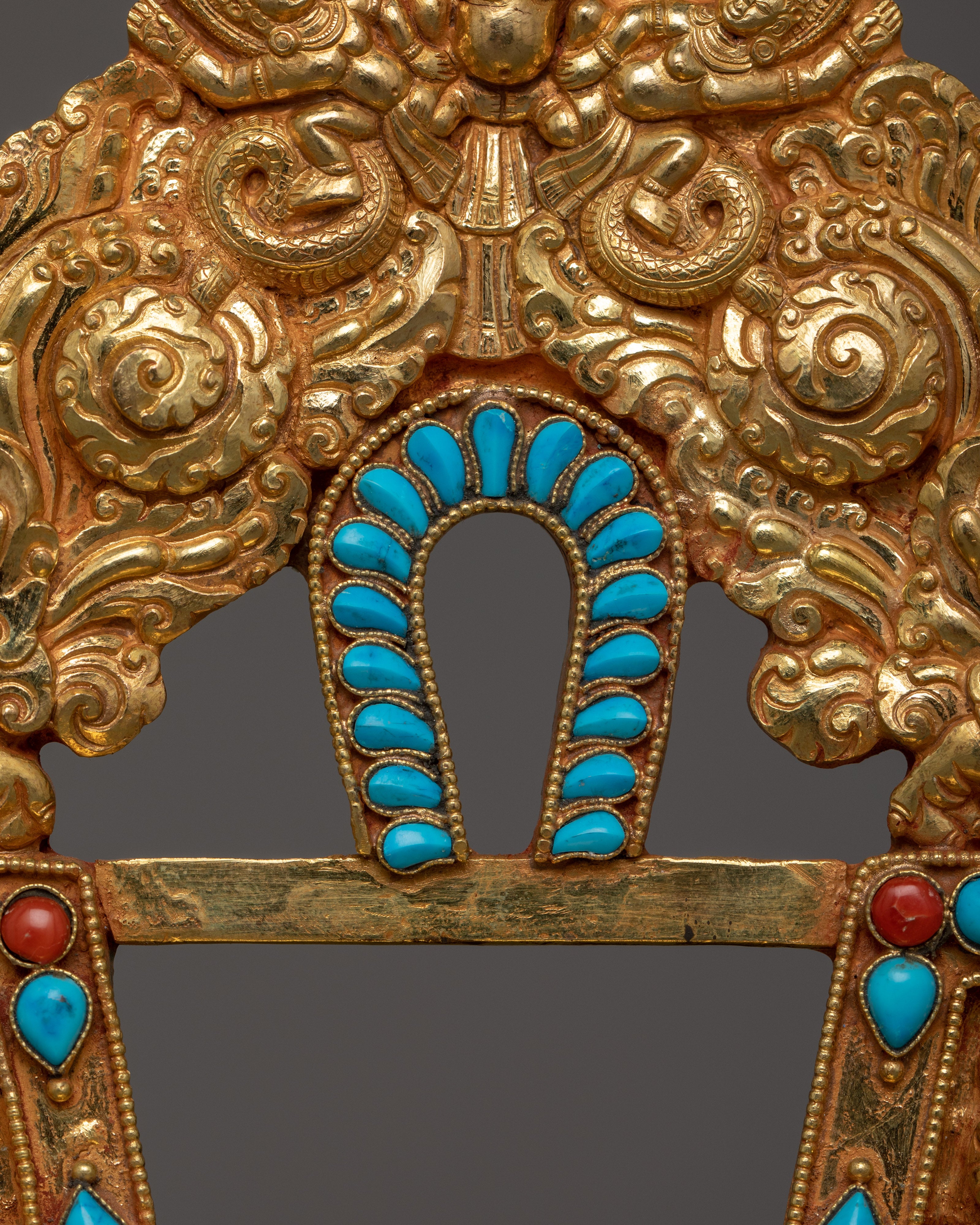 Traditional Throne for Statue | Symbol of Reverence and Divinity