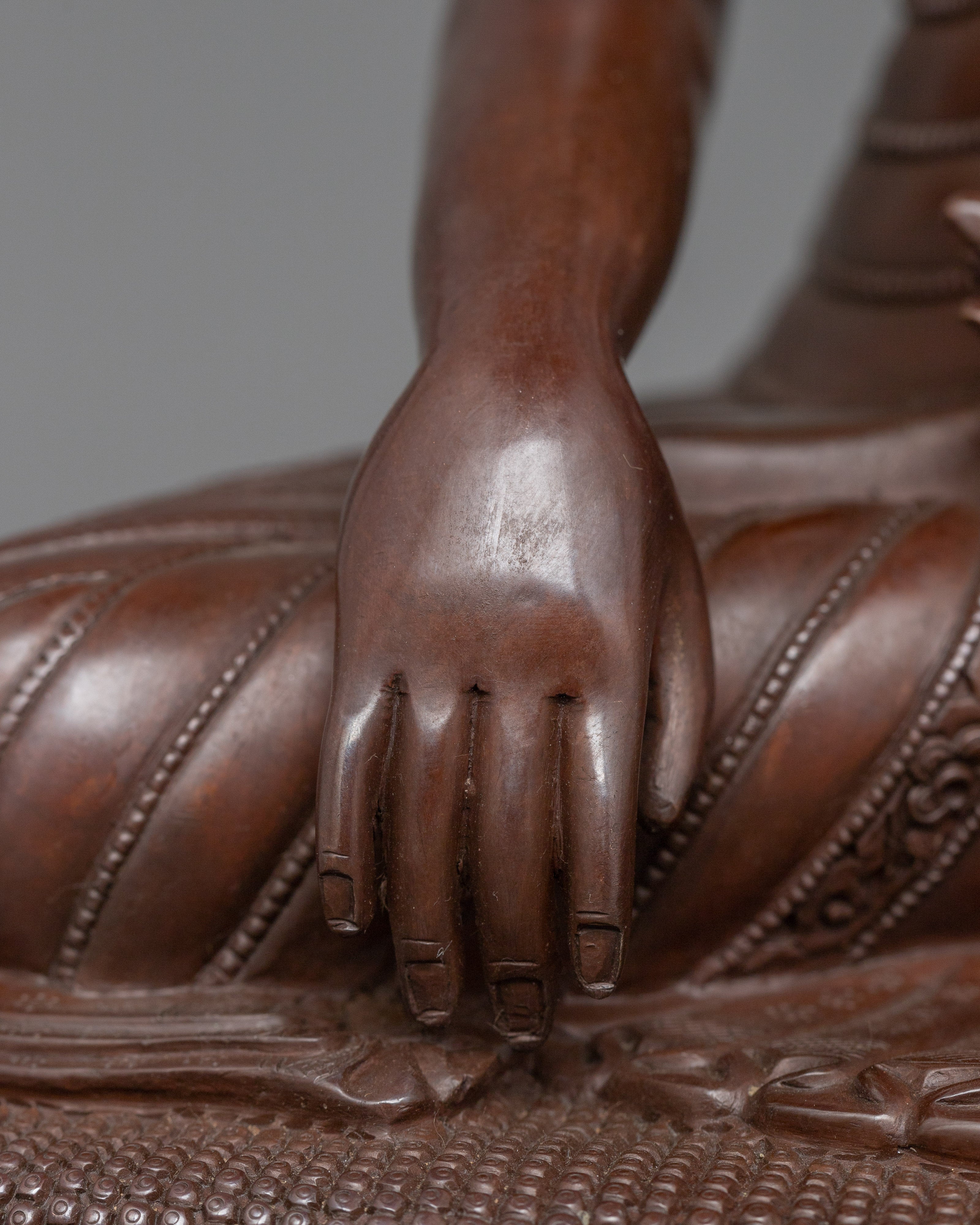 Shakyamuni Buddha Statue For Spiritual Peace | Traditional Sacred Buddhist Artwork