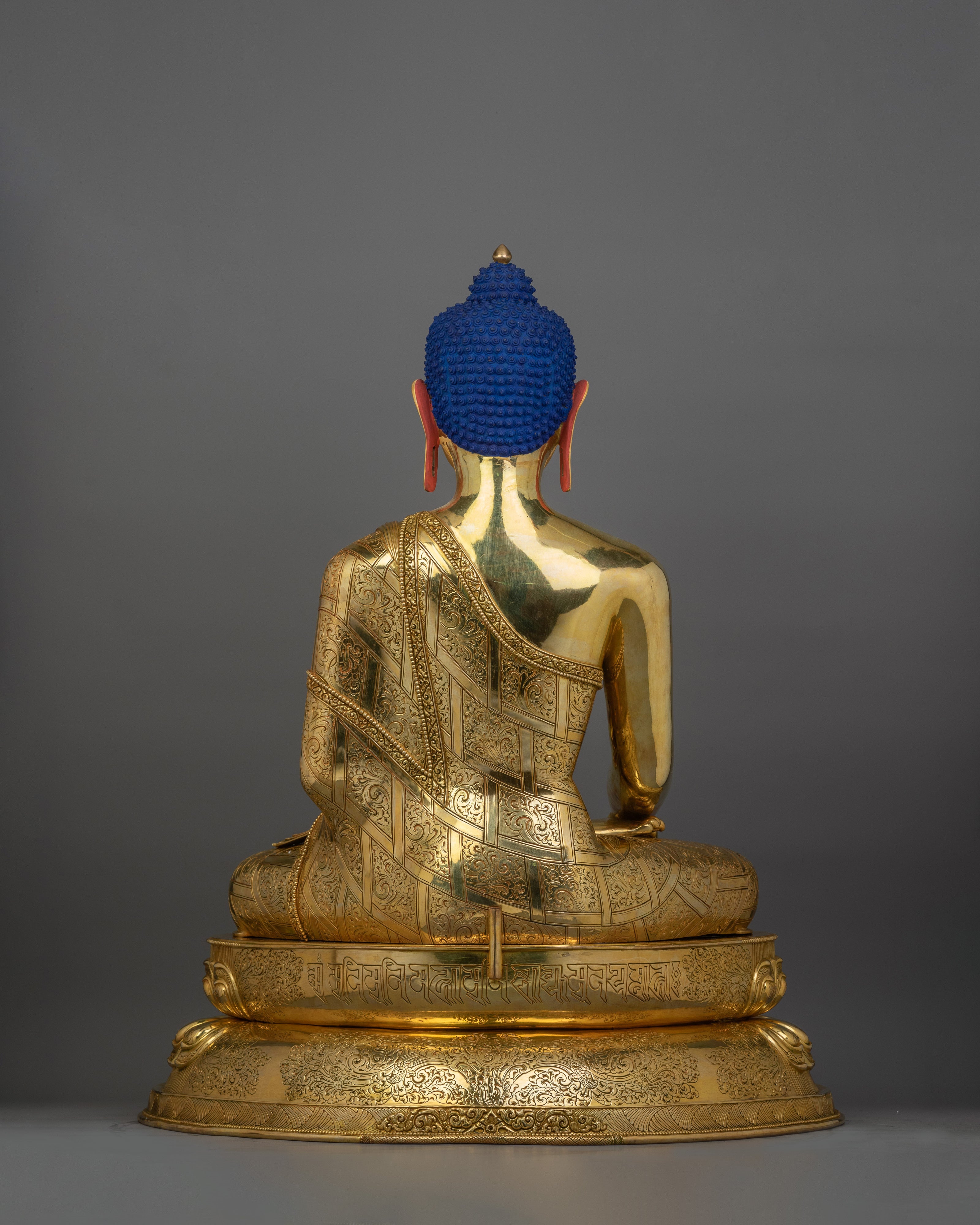 Tranquil Shakyamuni Buddha For Altar | Symbol of Serenity and Inner Wisdom