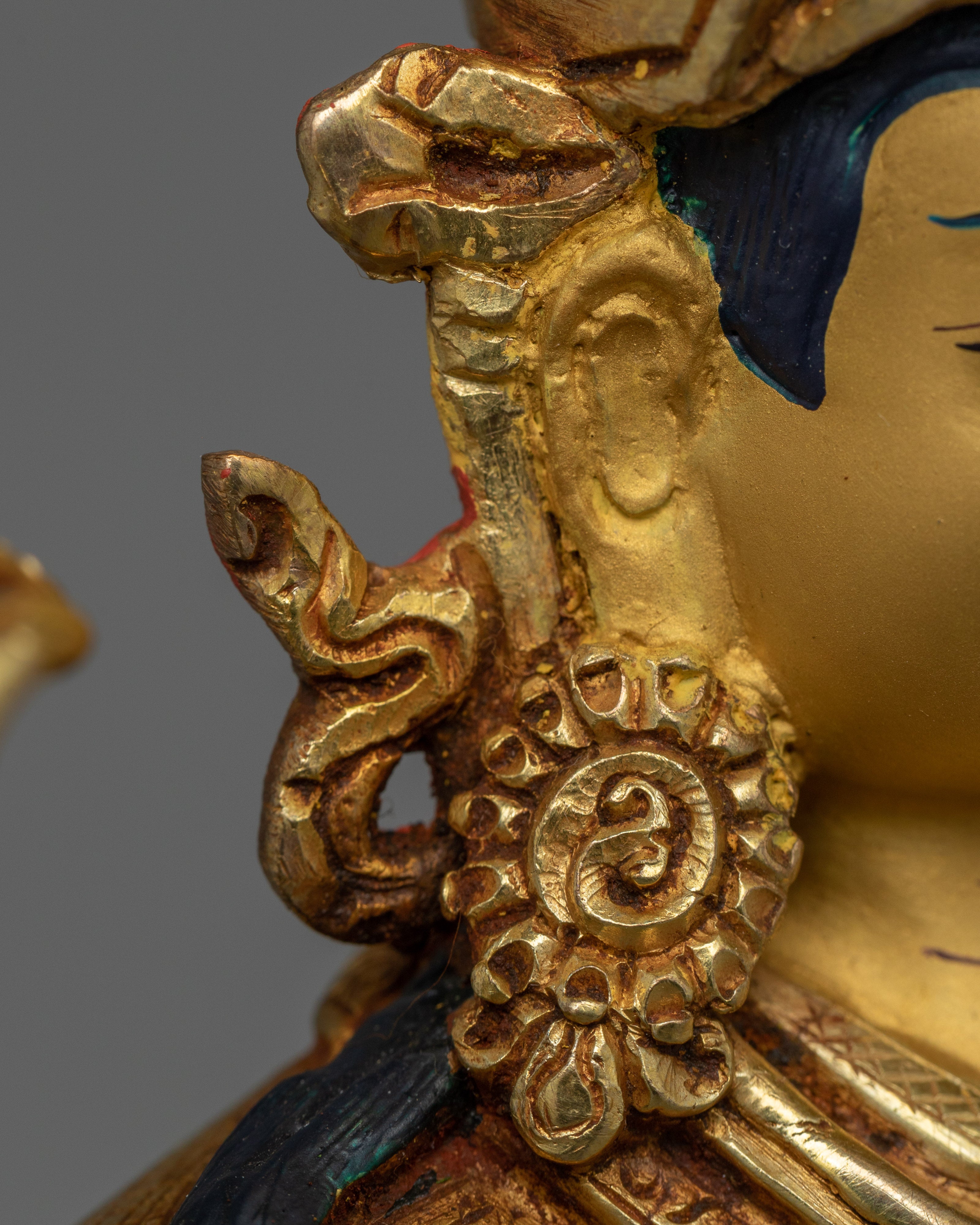 Standing Guru Rinpoche Statue | Founder of Tibetan Buddhism