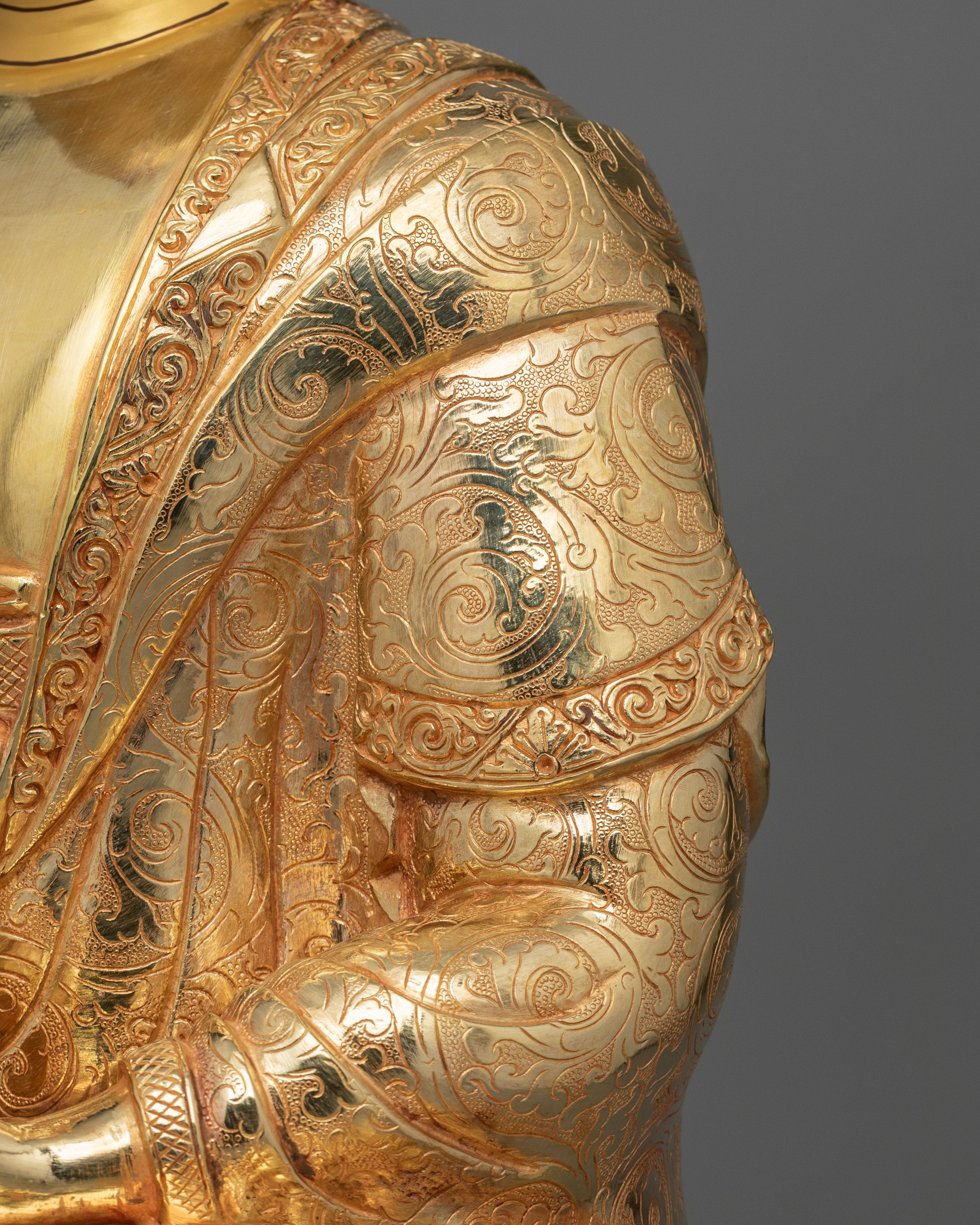 Enlightened Buddha Shakyamuni for Altar | Symbol of Serenity and Inner Wisdom