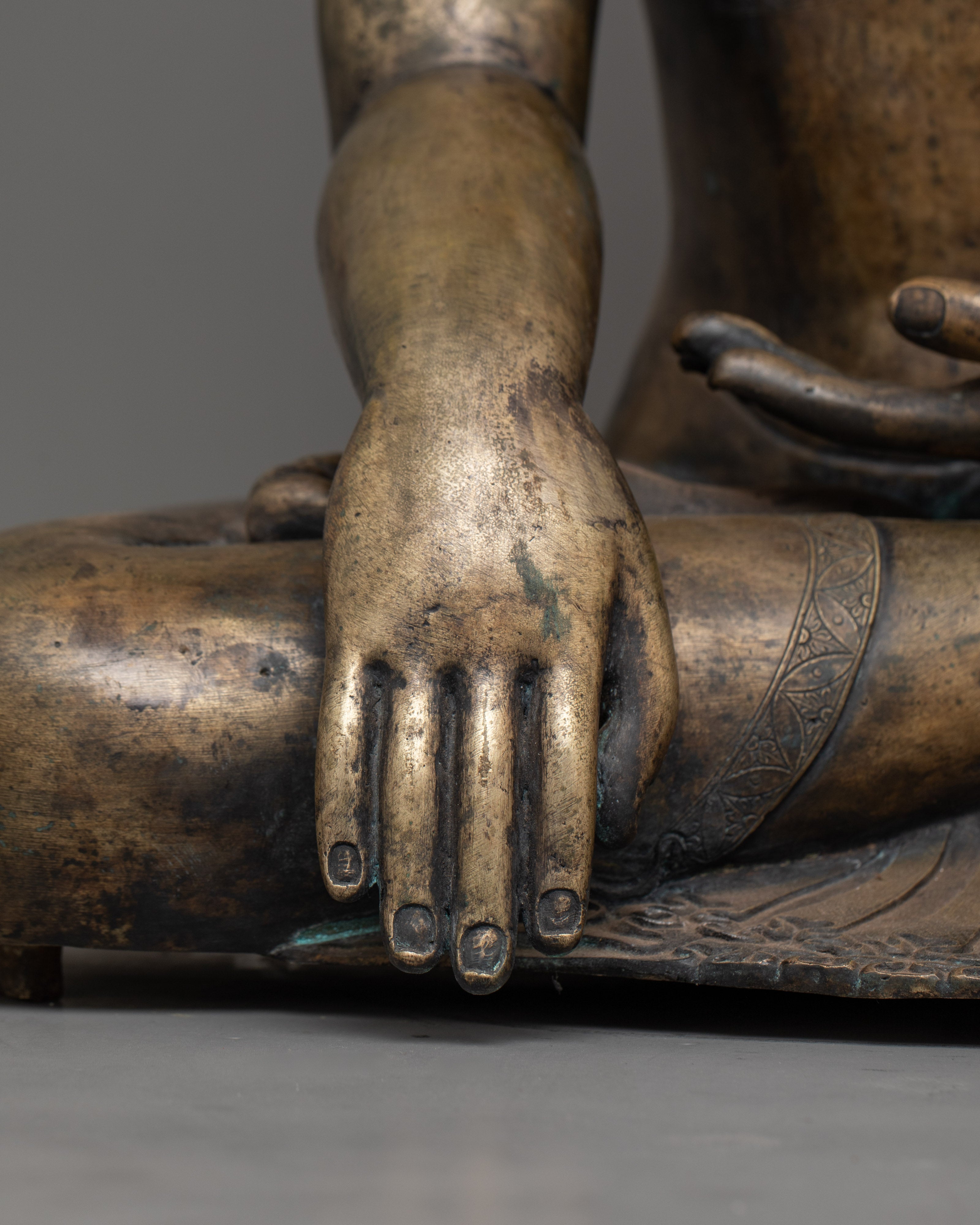 22.0 Inches Shakyamuni Buddha Statue | Guide to Spiritual Awakening