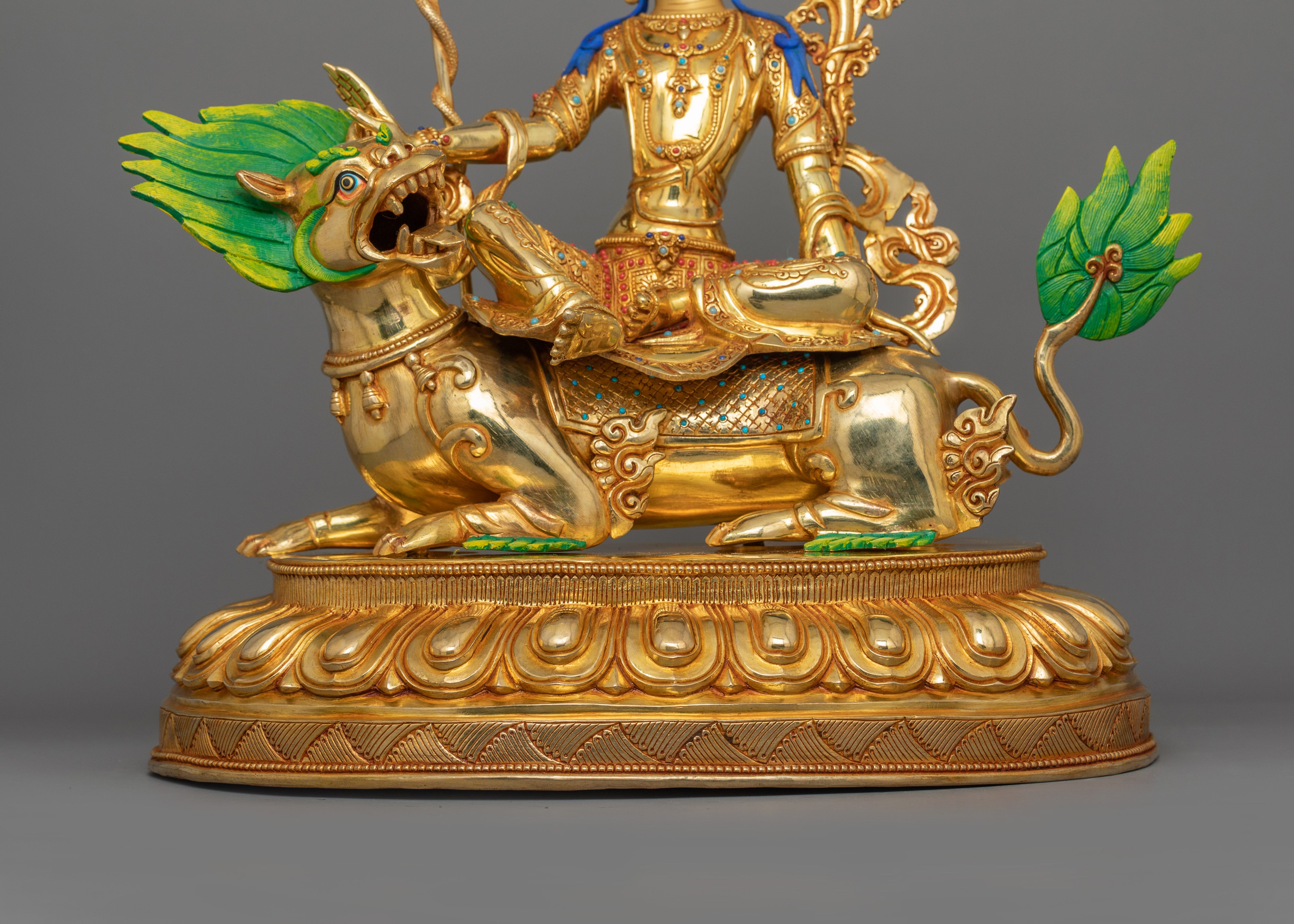 Simhanada Avalokiteshvara Statue | Handcrafted Tibetan Art