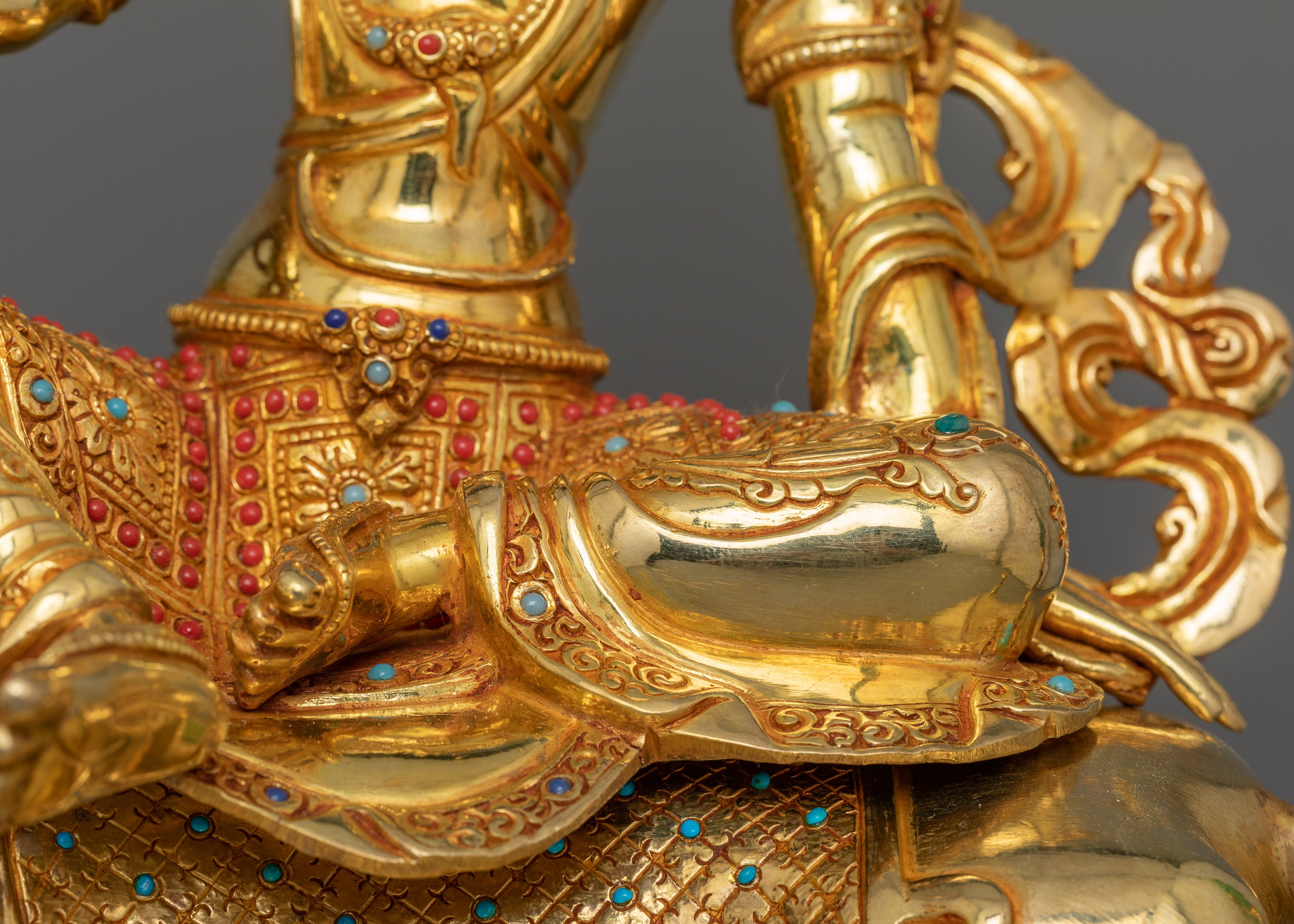 Simhanada Avalokiteshvara Statue | Handcrafted Tibetan Art