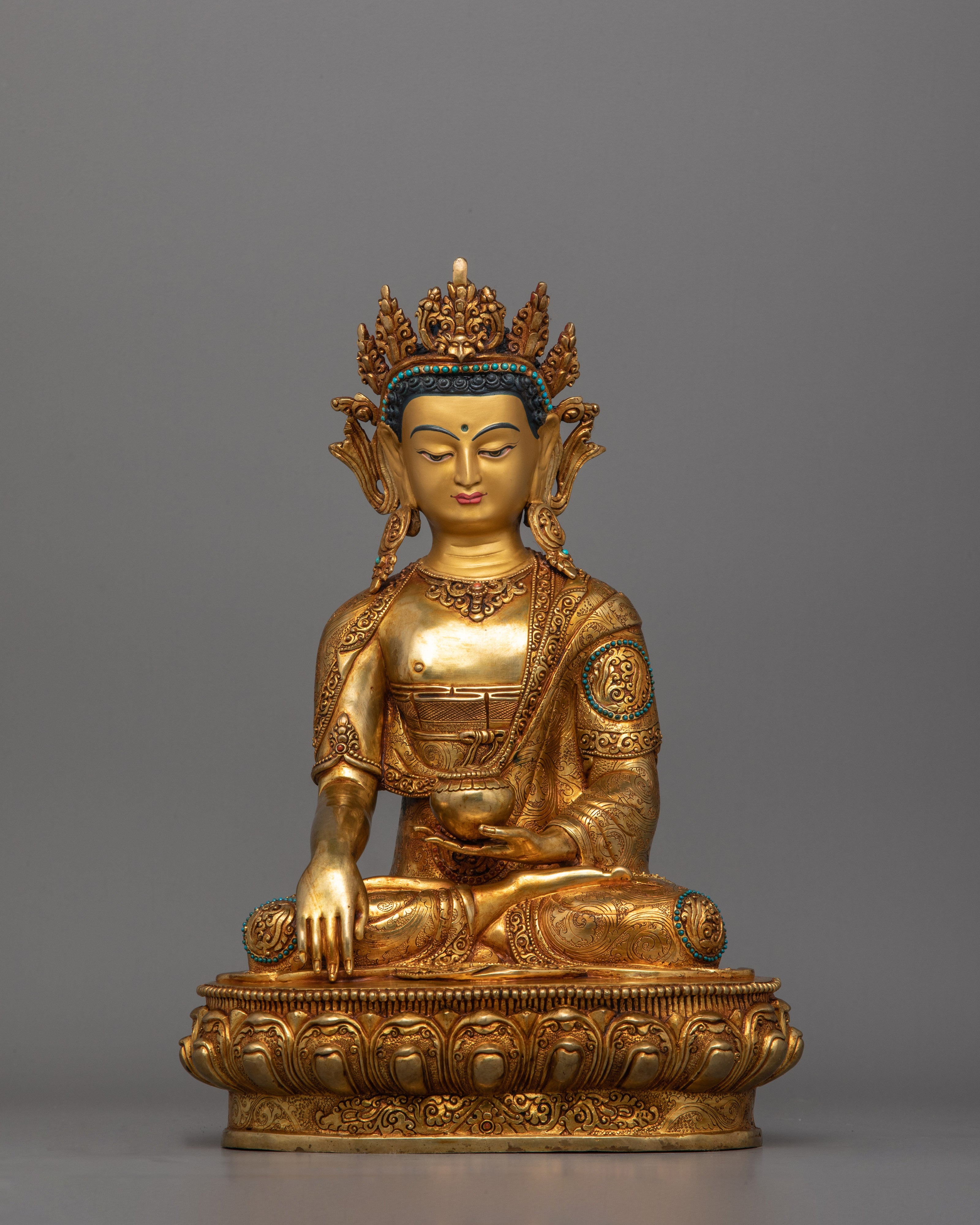 crown-enlightened-shakyamuni-buddha