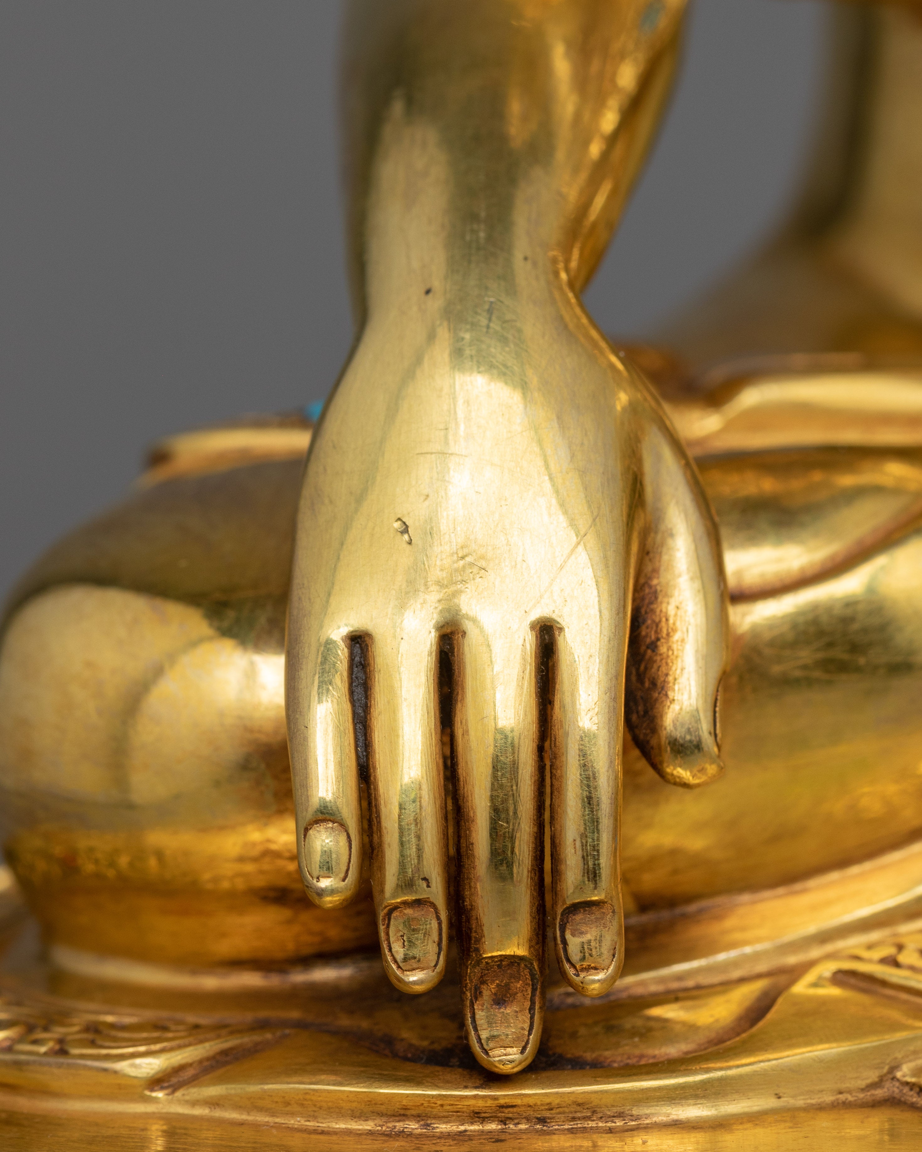 Sacred Historical Shakyamuni Buddha Statue | Buddha Sculpture with Peaceful Aura