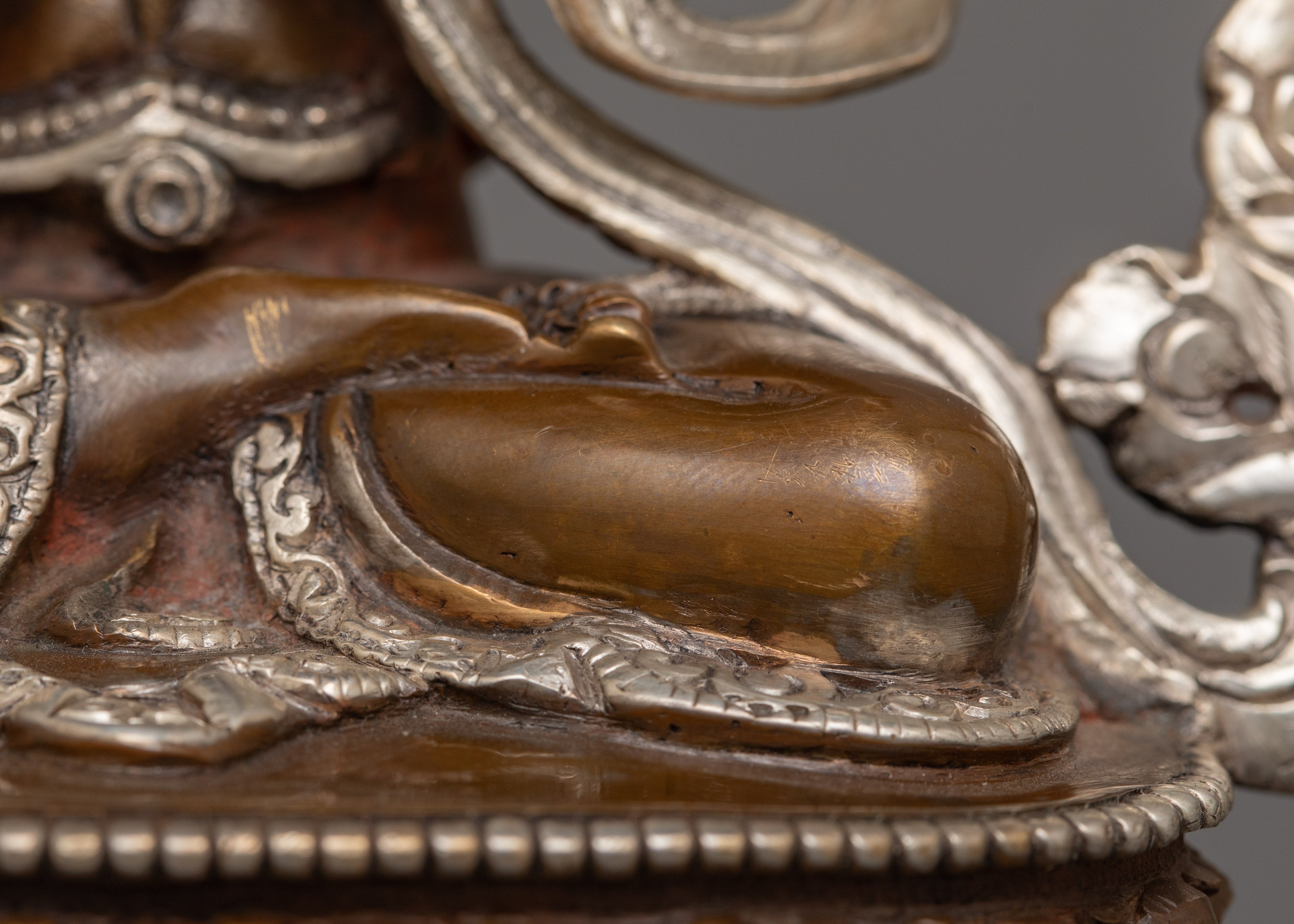 Chenrezig Tibetan Bodhisattva Statue | Buddhist Deity of Boundless Compassion