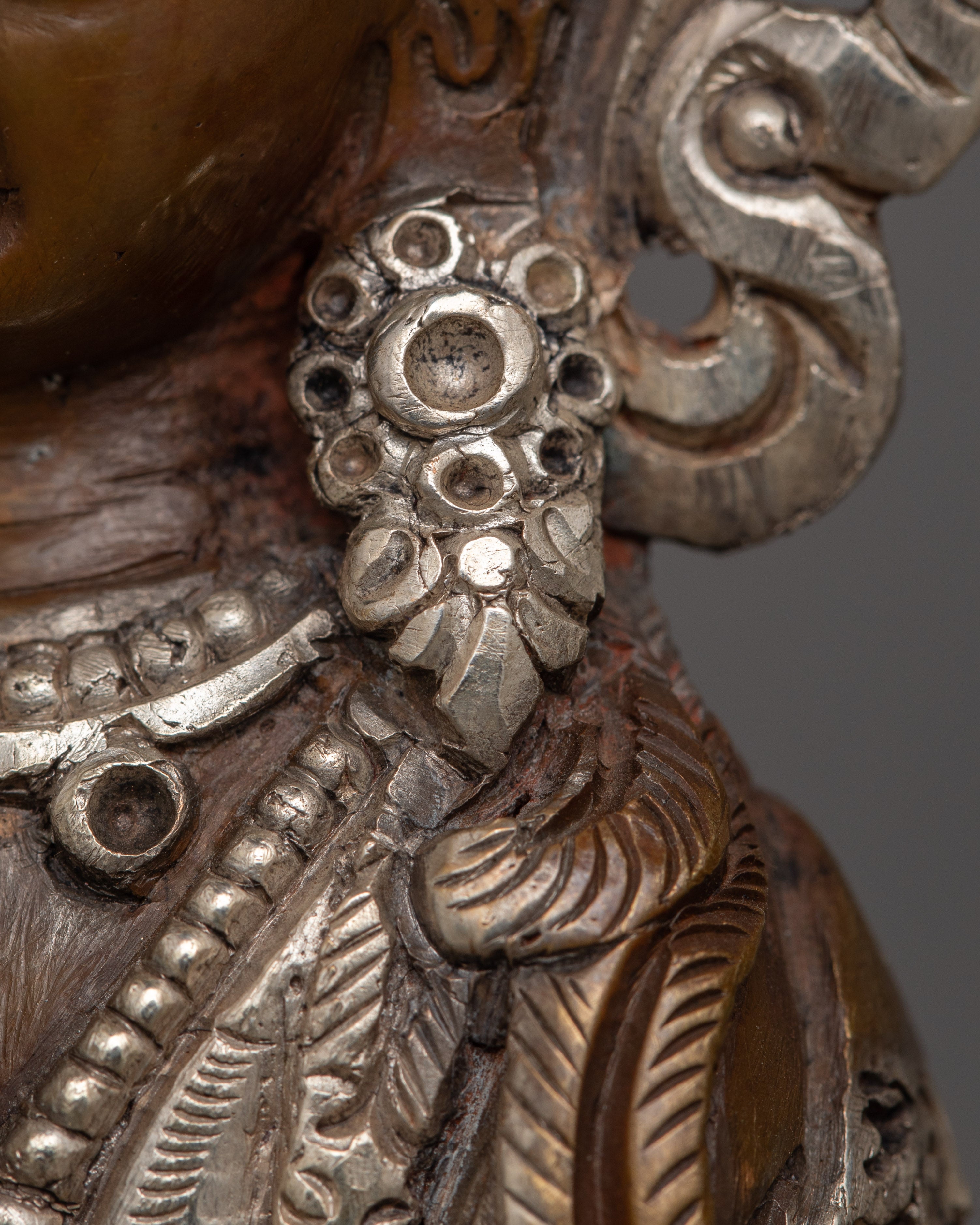 Chenrezig Tibetan Bodhisattva Statue | Buddhist Deity of Boundless Compassion