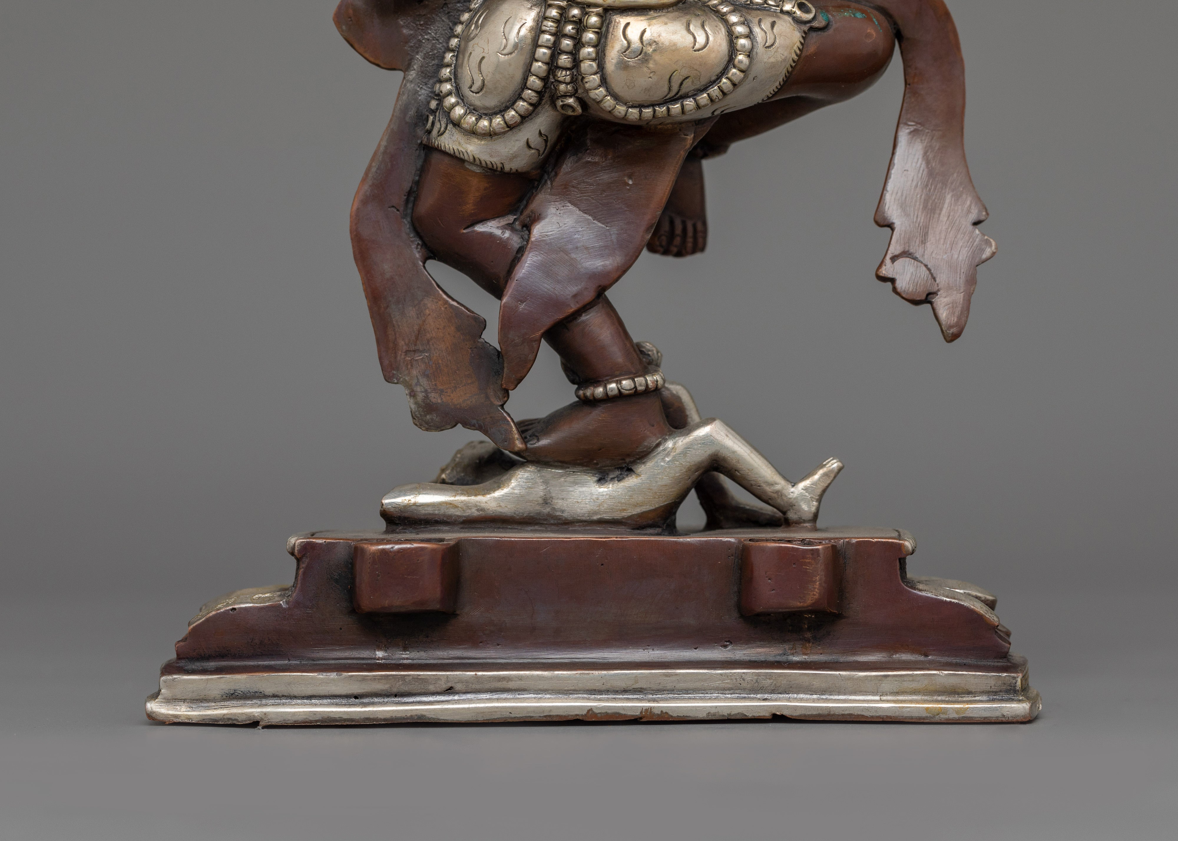 Buddhist Lion-Faced Dakini Simhamukha Sculpture | Fierce Wisdom and Spiritual Liberation