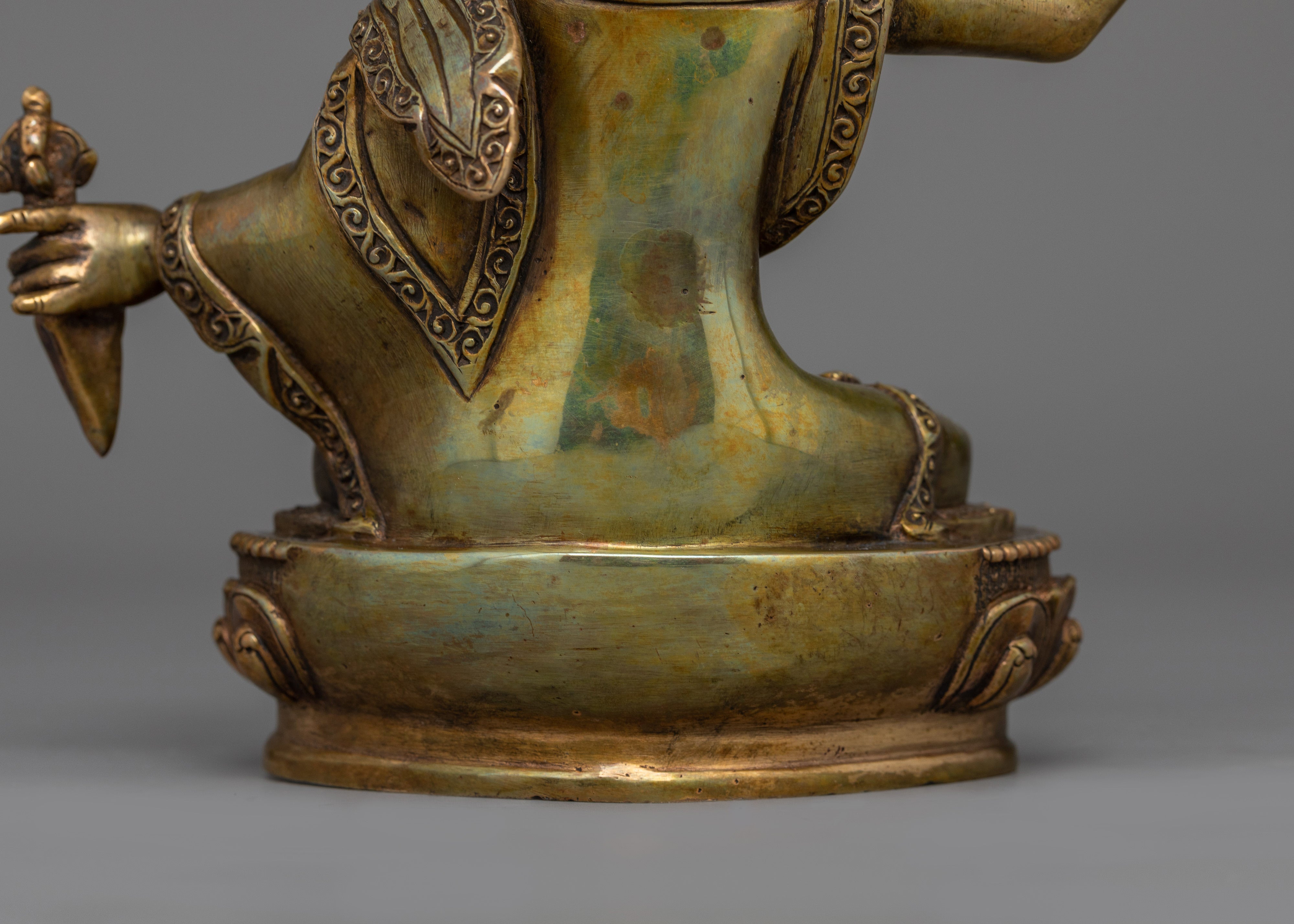 Karma Pakshi 2nd Karmapa Handcrafted Statue | Buddhist Master of Miracles