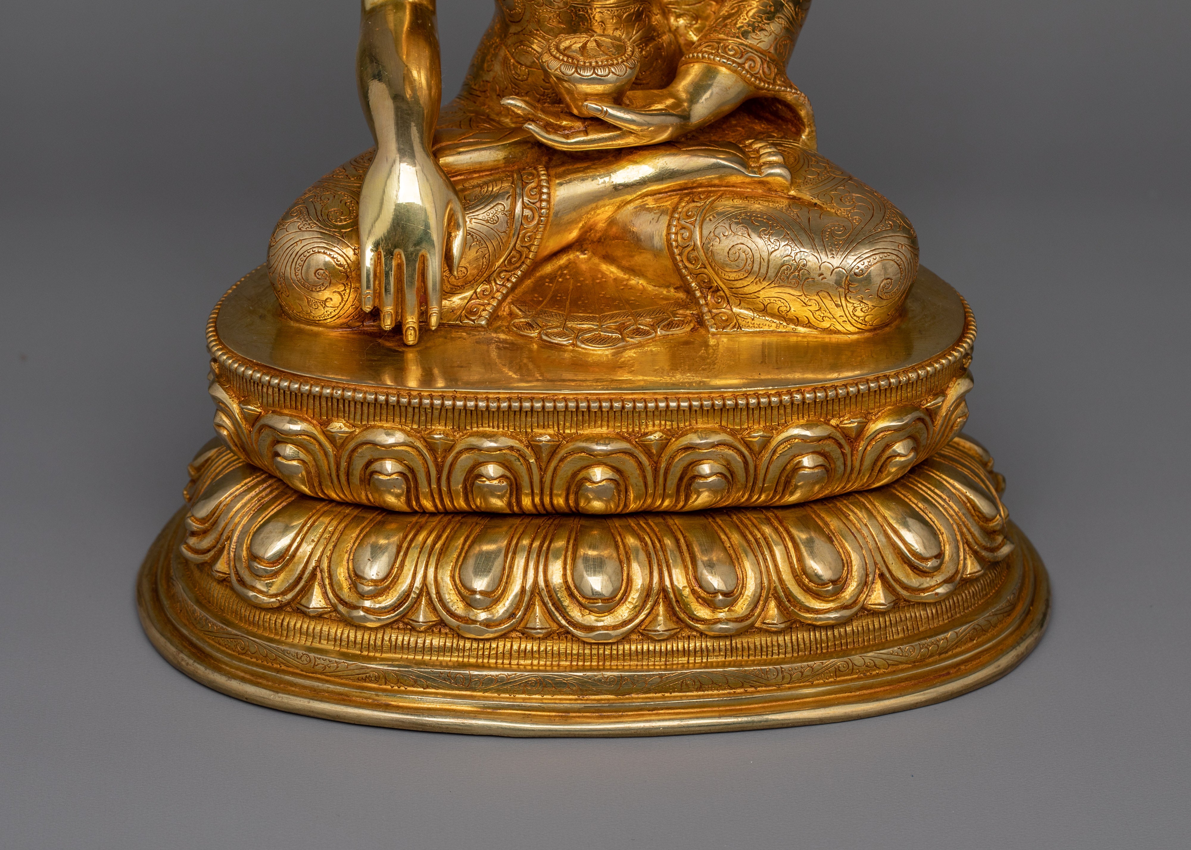 Peaceful Buddha Siddhartha Gautama Statue for Decor | The Enlightened Spiritual Teacher