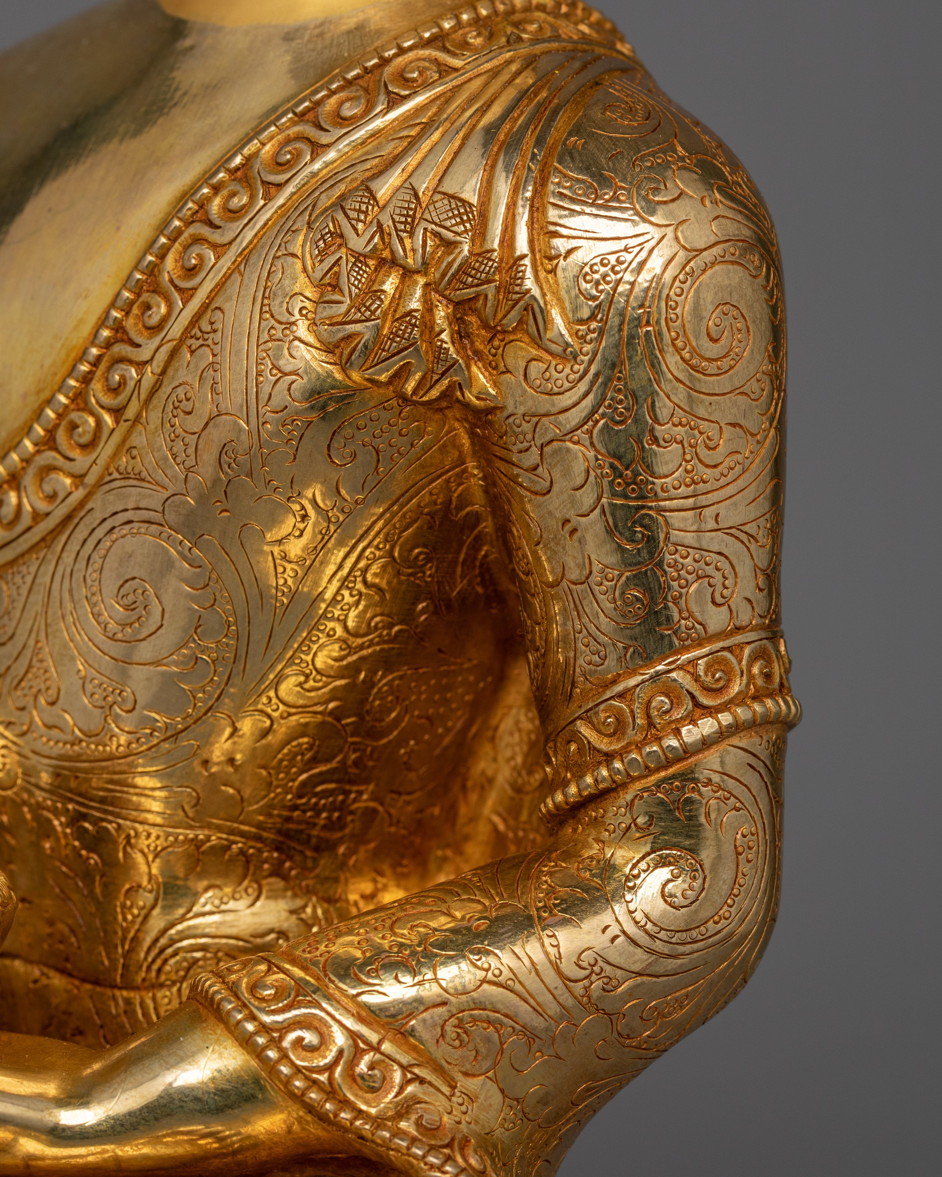 Peaceful Buddha Siddhartha Gautama Statue for Decor | The Enlightened Spiritual Teacher