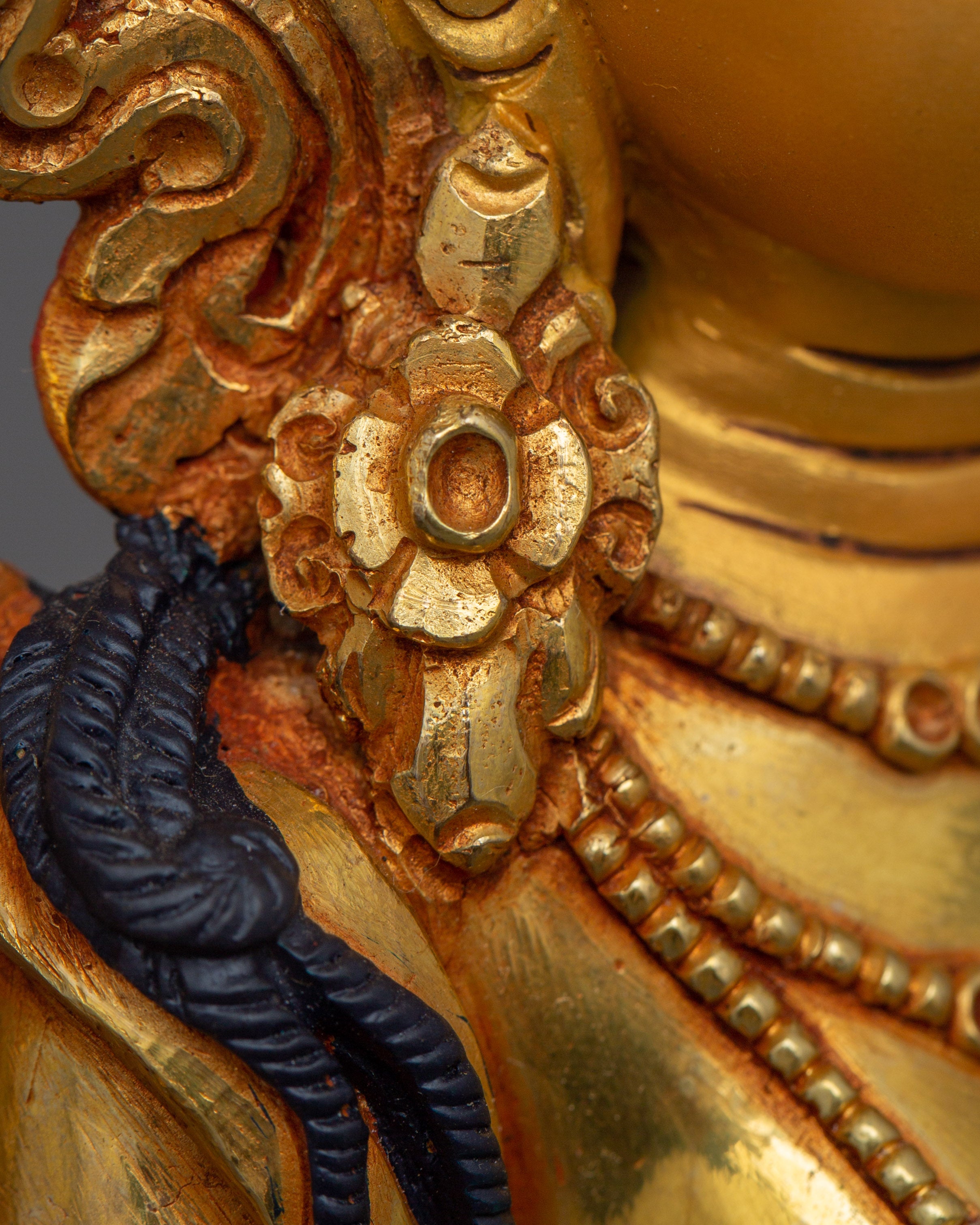 Syamatara Enlightened Female Buddha Sculpture | Goddess Green Tara Statue