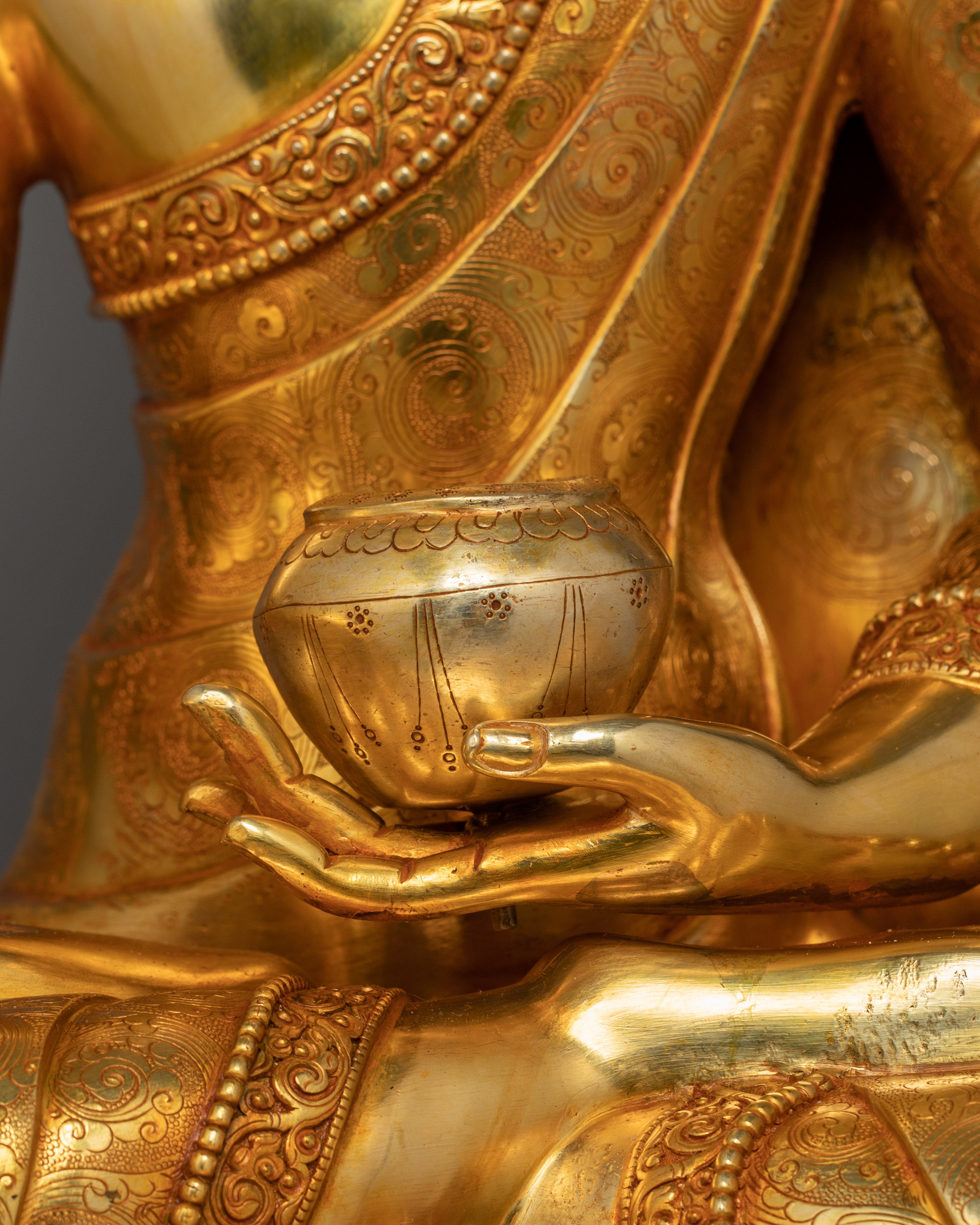 The First Buddha Shakyamuni | Shakyamuni Buddha With Big Sacred Halo