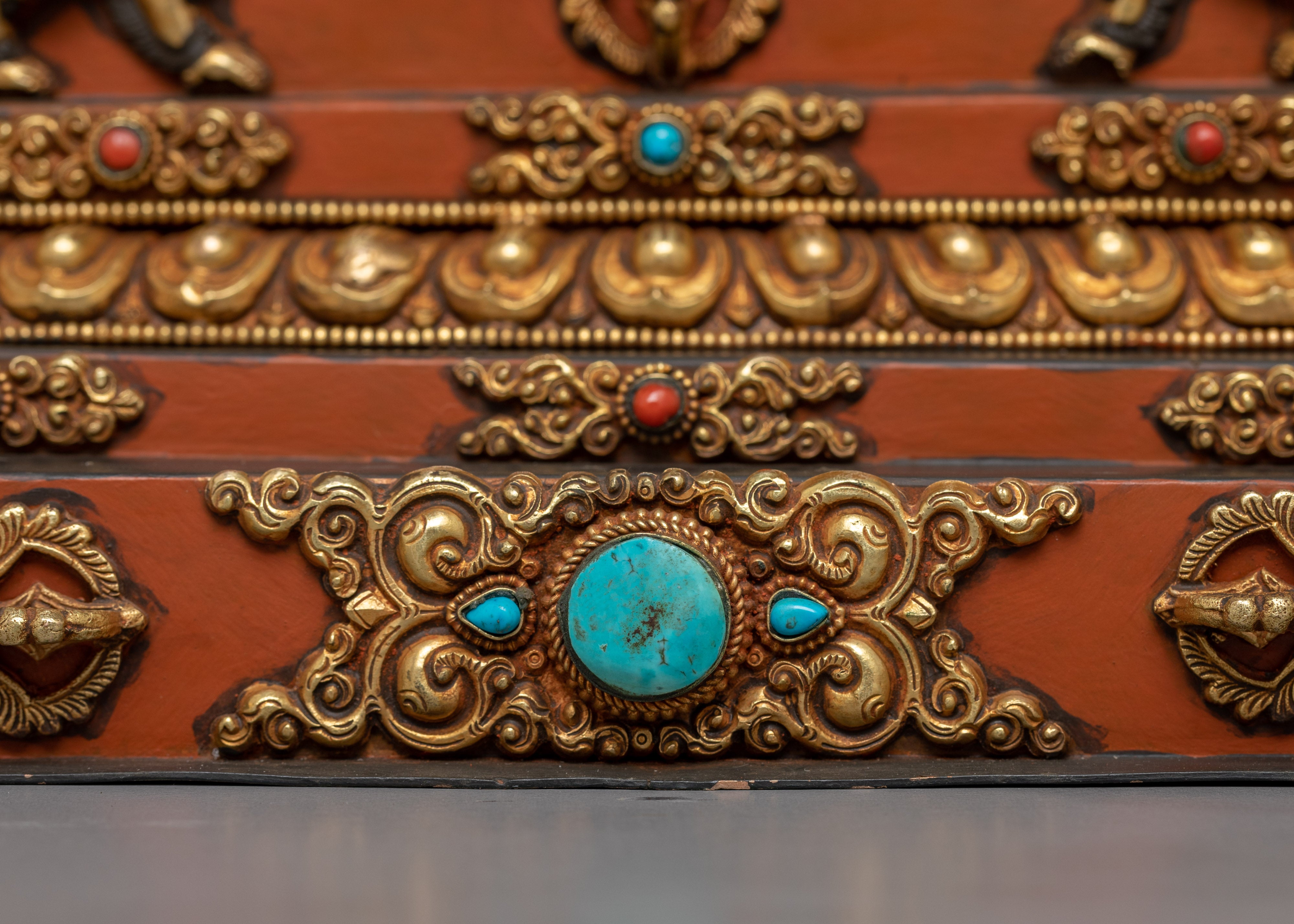 Hand Carved Gemstones Throne For Statue | Symbol of Reverence and Divinity