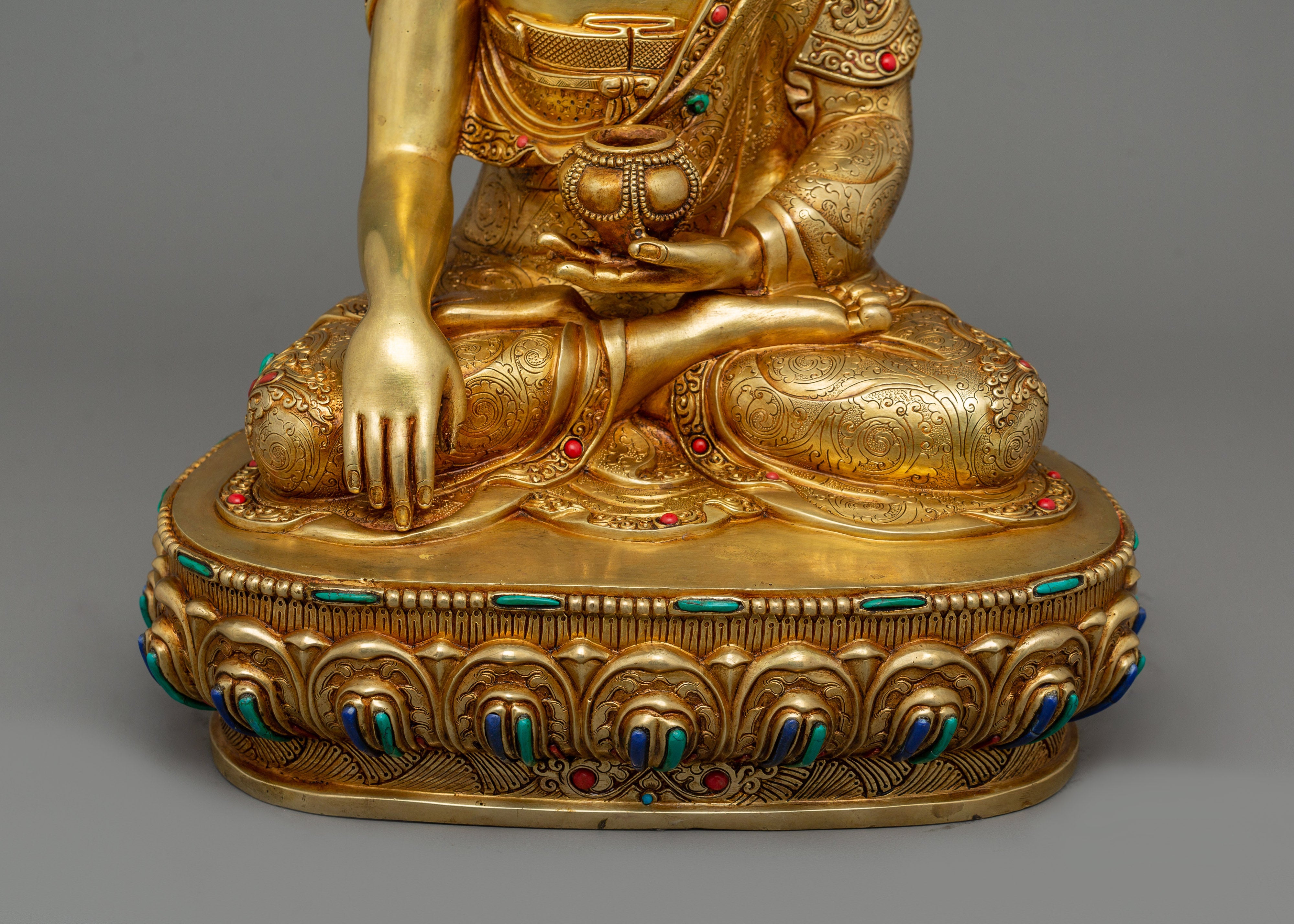 Himalayan Buddha Siddhartha Gautama Sculpture | Traditional Nepalese Artwork