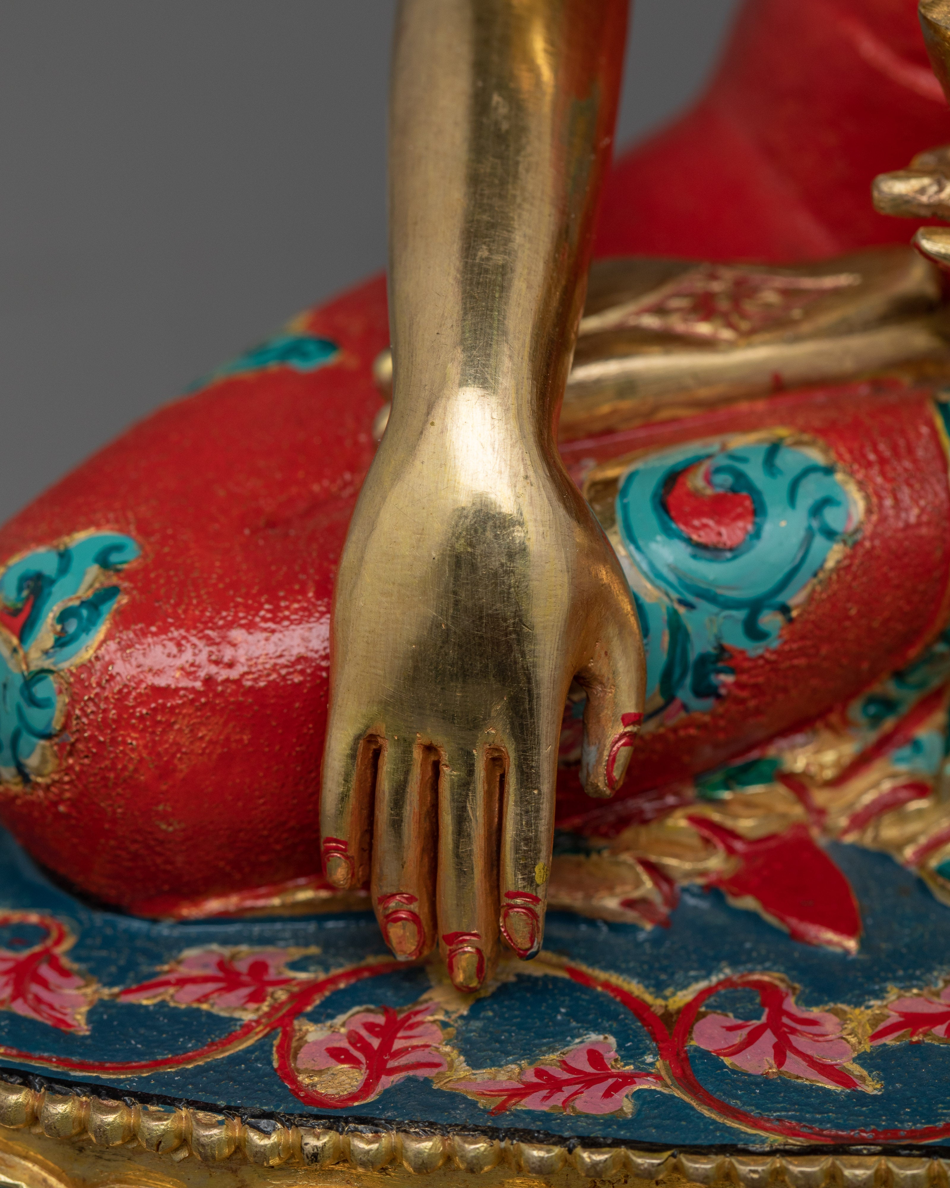 The First Buddha Shakyamuni Sculpture | The Essence of Enlightenment