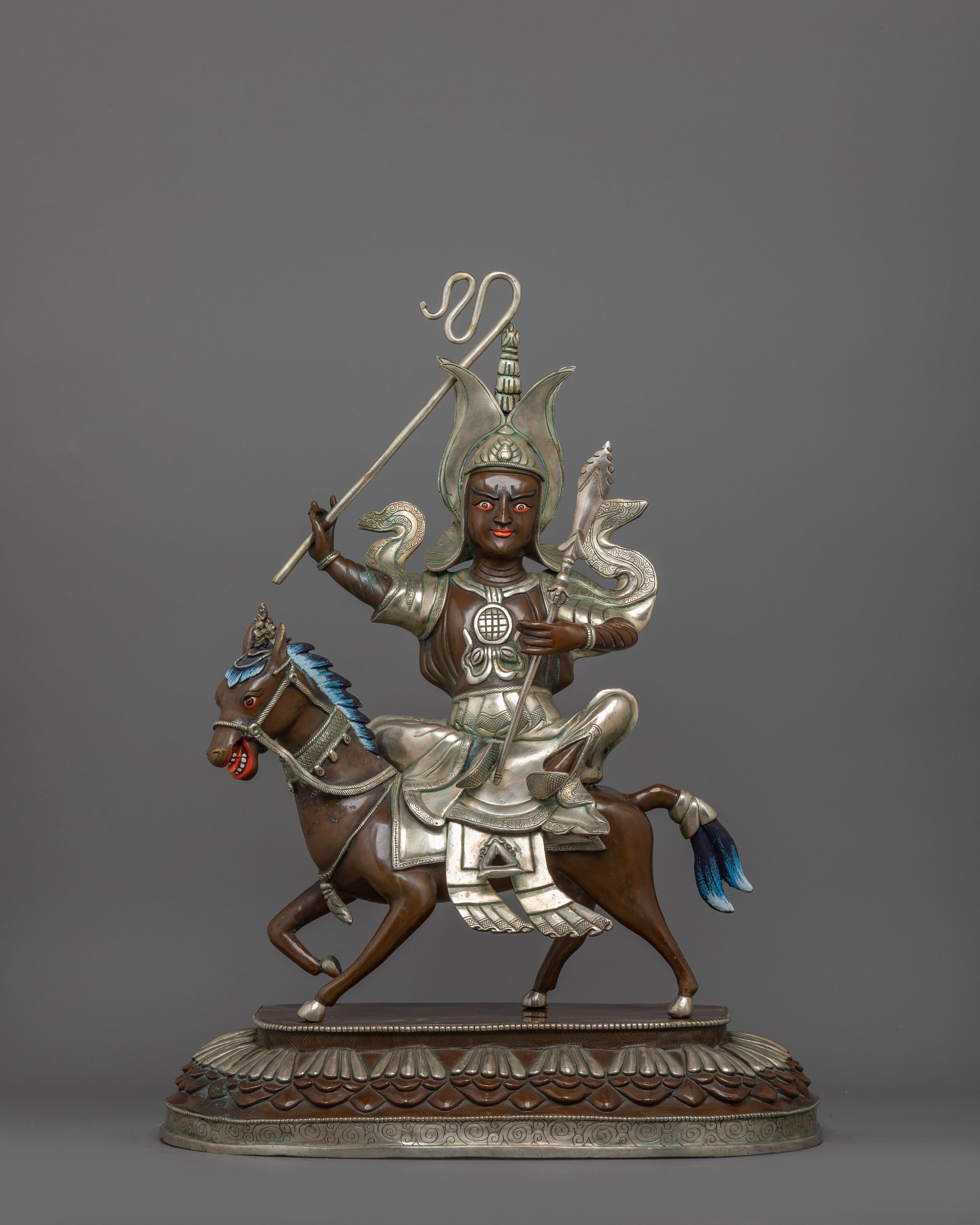 Tibetan King Gesar Statue | Symbol of Courage and Heroism