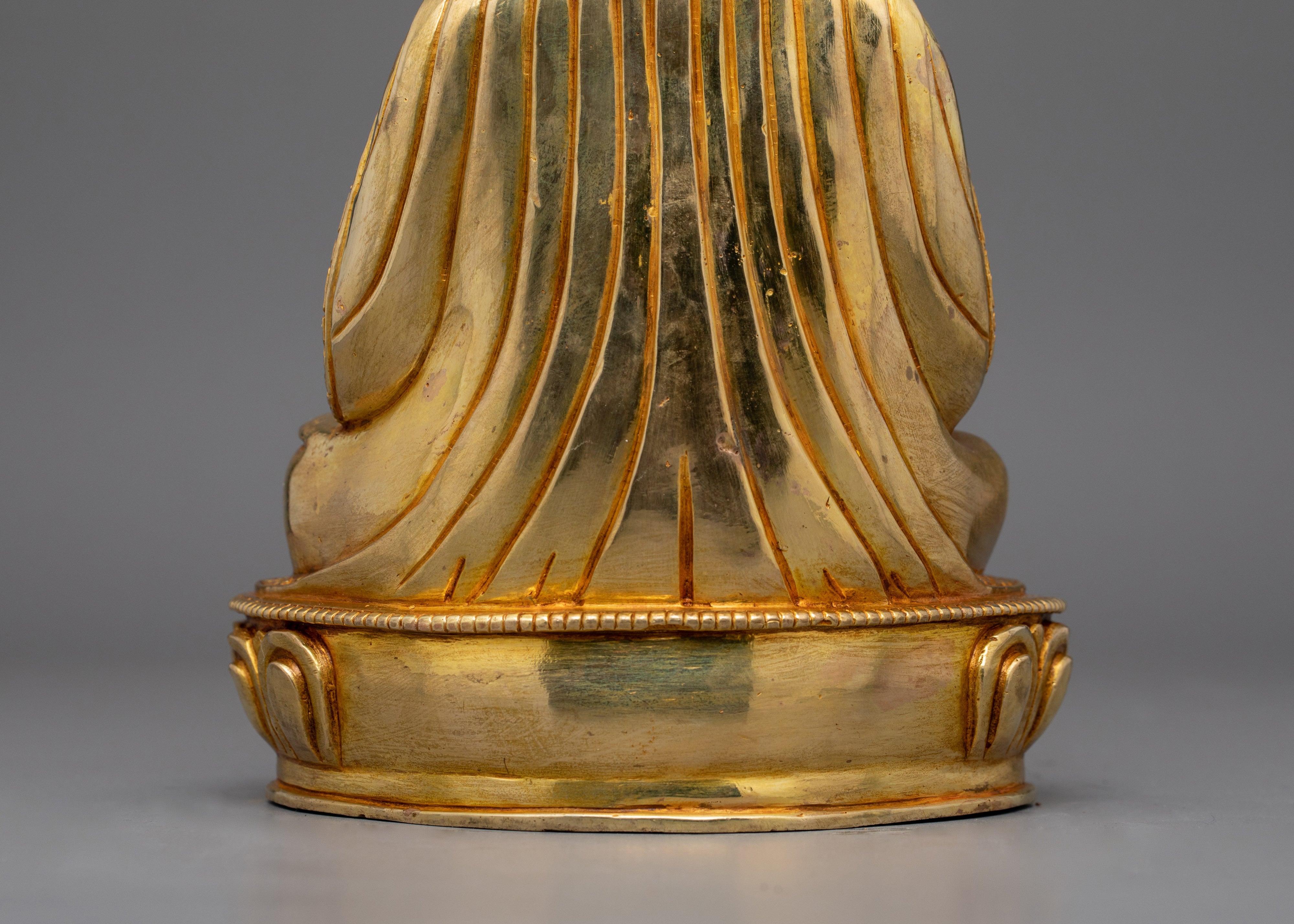 Guru Zhabdrung Rinpoche Statue | The Spiritual Leader