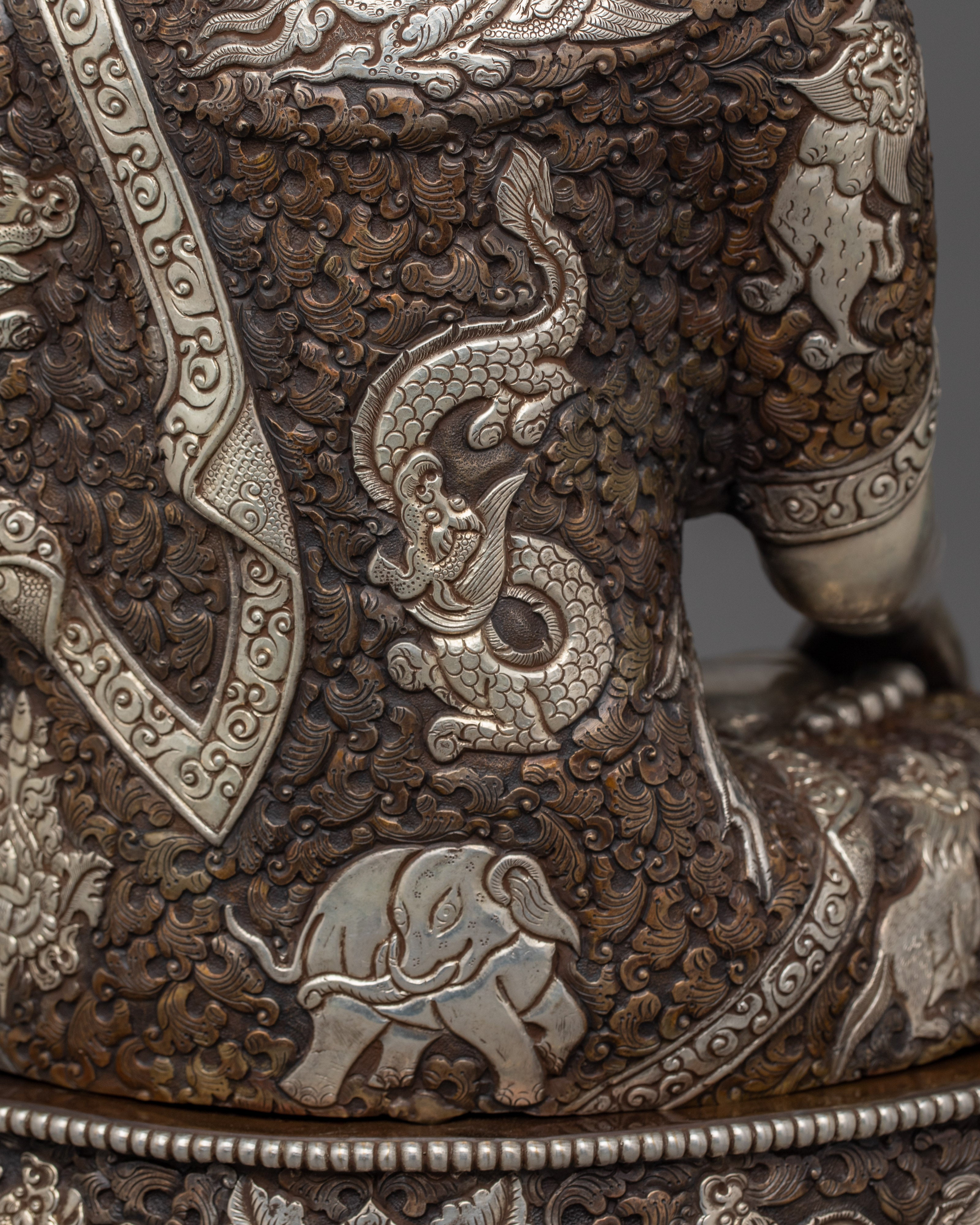 Enlightened Dharma Teacher Shakyamuni Buddha Statue | Symbol of Inner Harmony