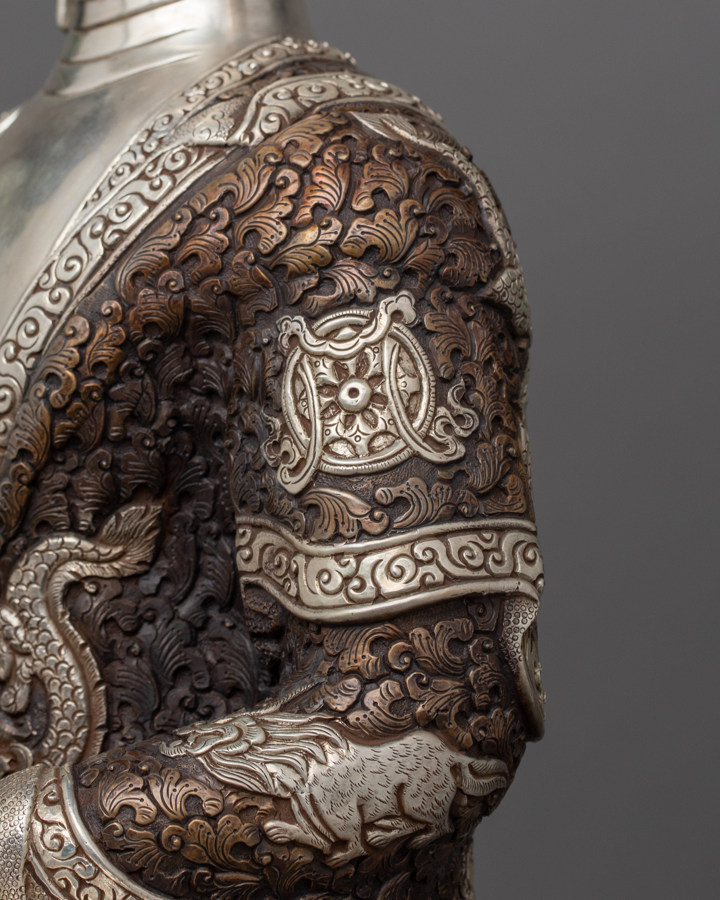 Enlightened Dharma Teacher Shakyamuni Buddha Statue | Symbol of Inner Harmony