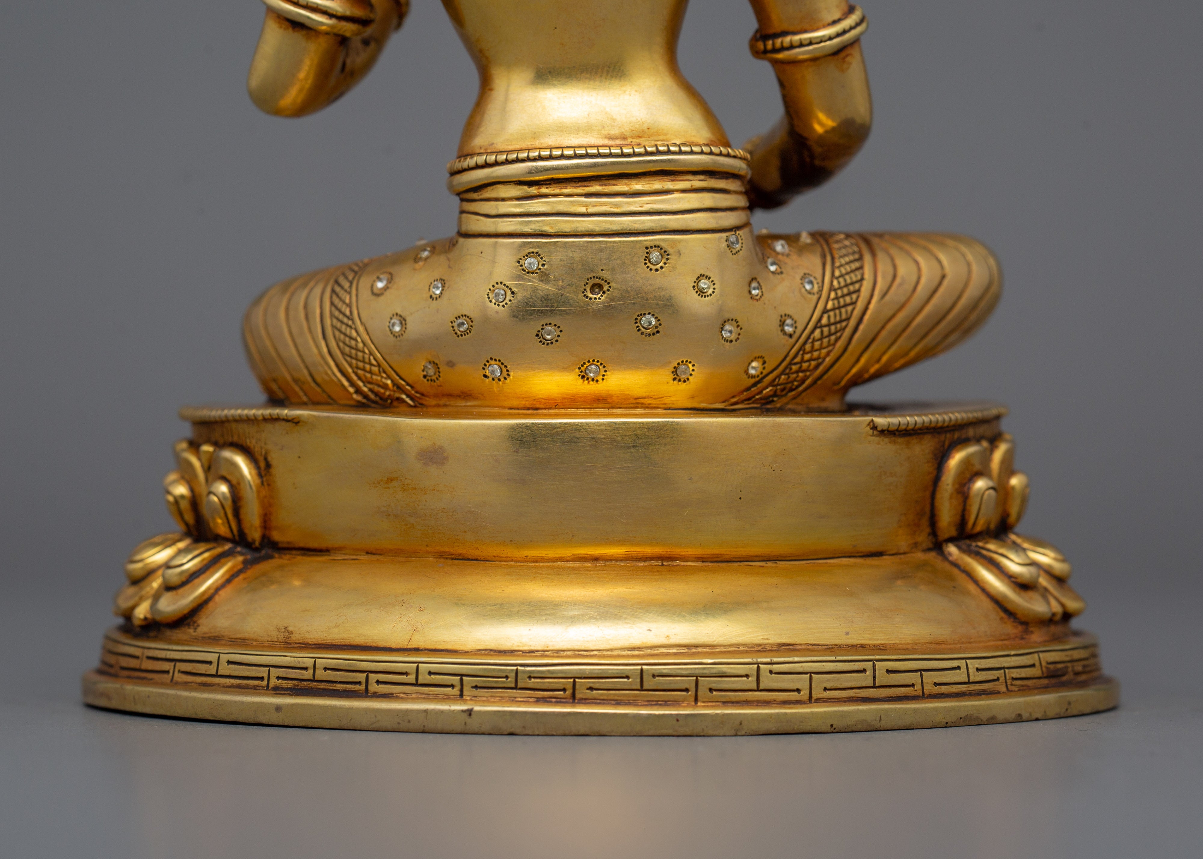 Goddess Saraswati Figurine | Essence of Knowledge and Creativity