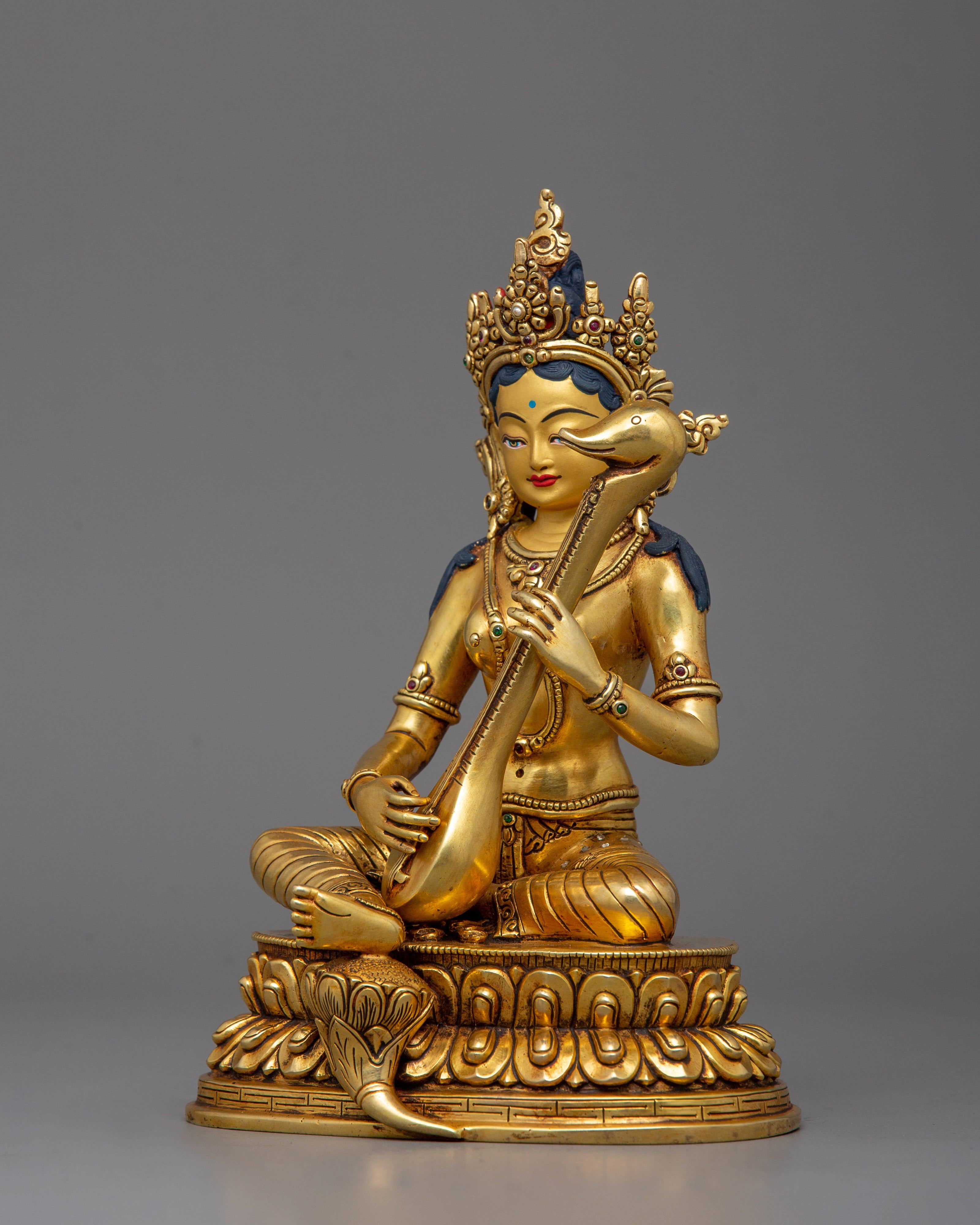 Goddess Saraswati Figurine | Essence of Knowledge and Creativity