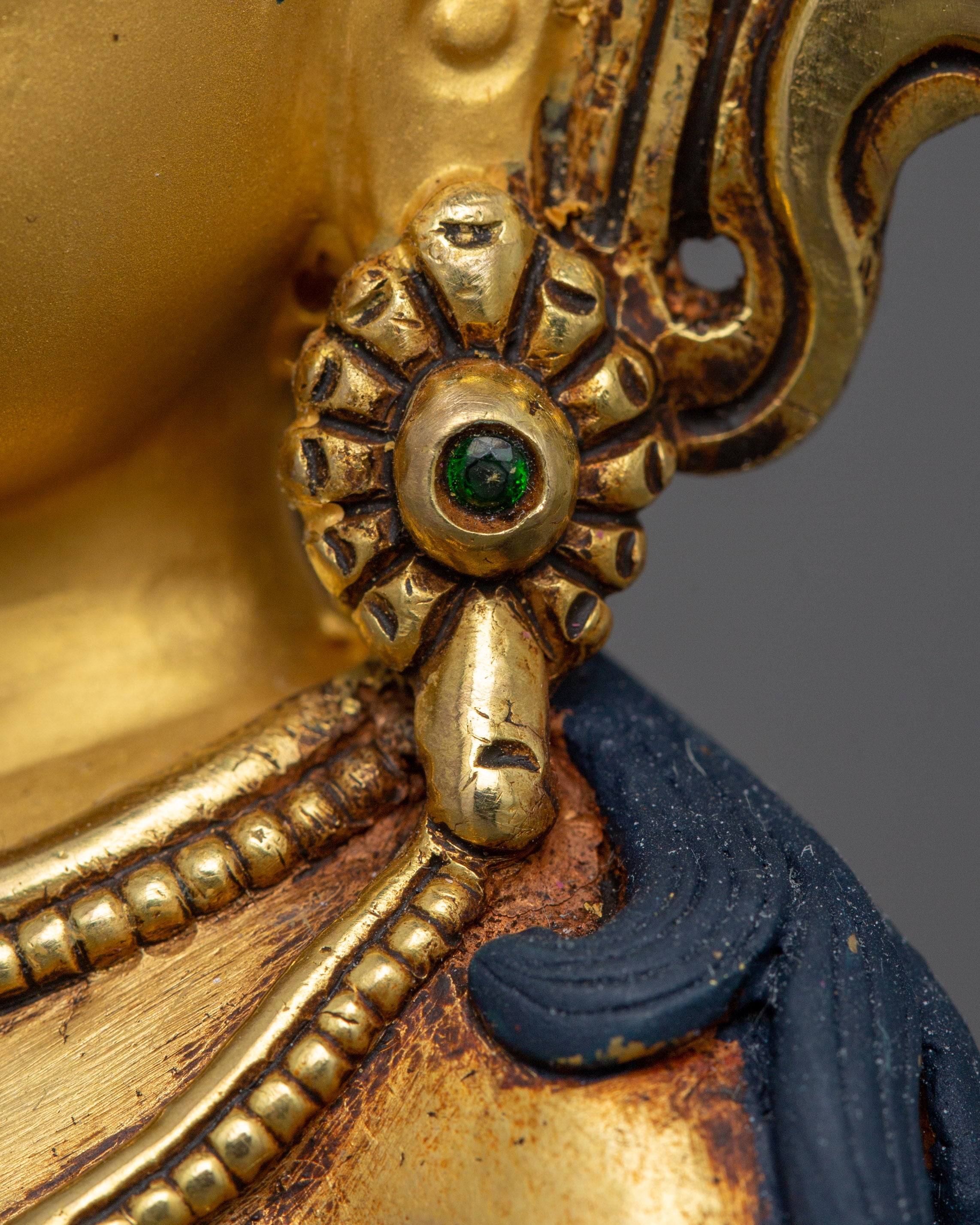 Goddess Saraswati Figurine | Essence of Knowledge and Creativity