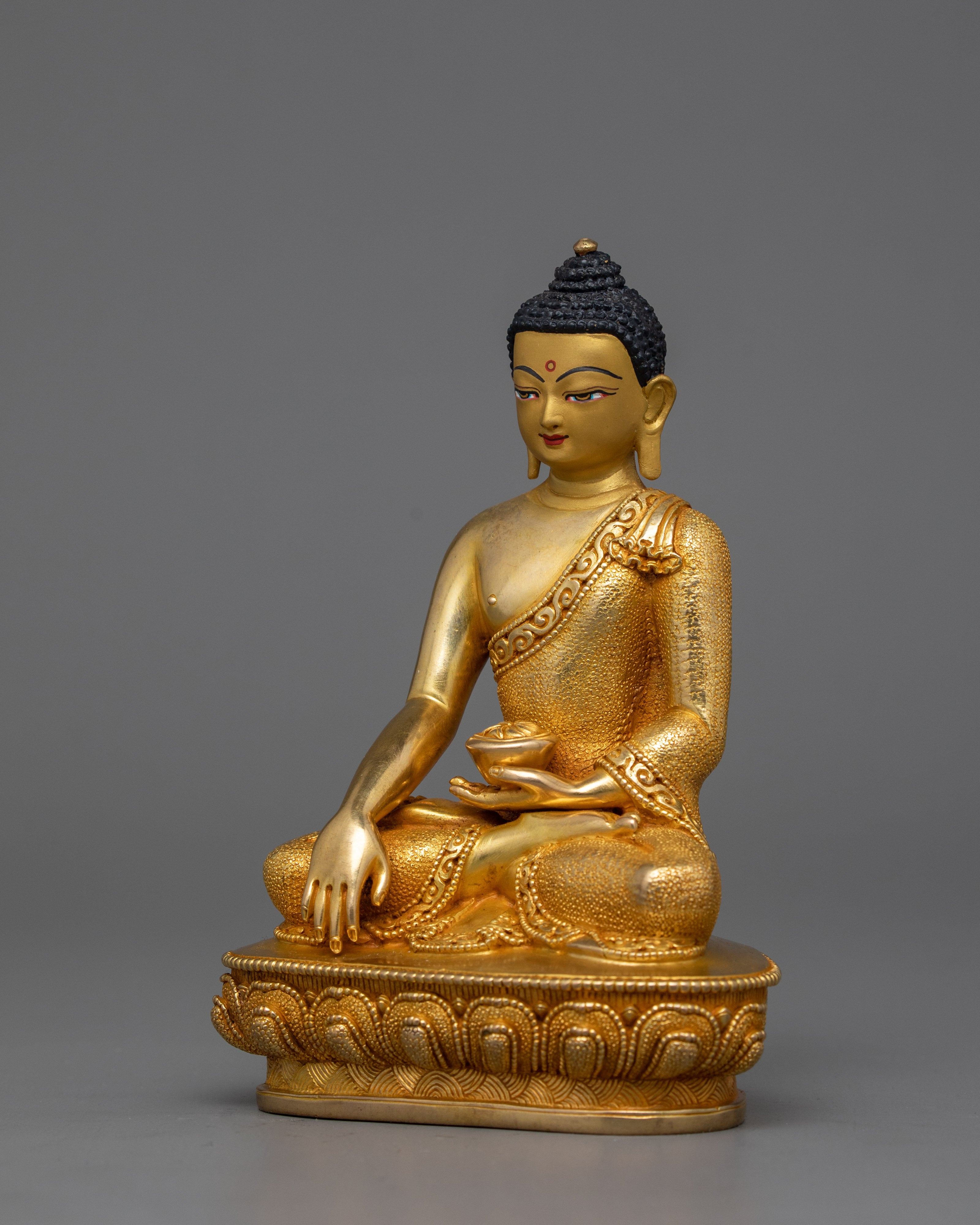 Shakyamuni Buddha Spiritual Awakening Statue | 24k Gold Gilded Sculpture
