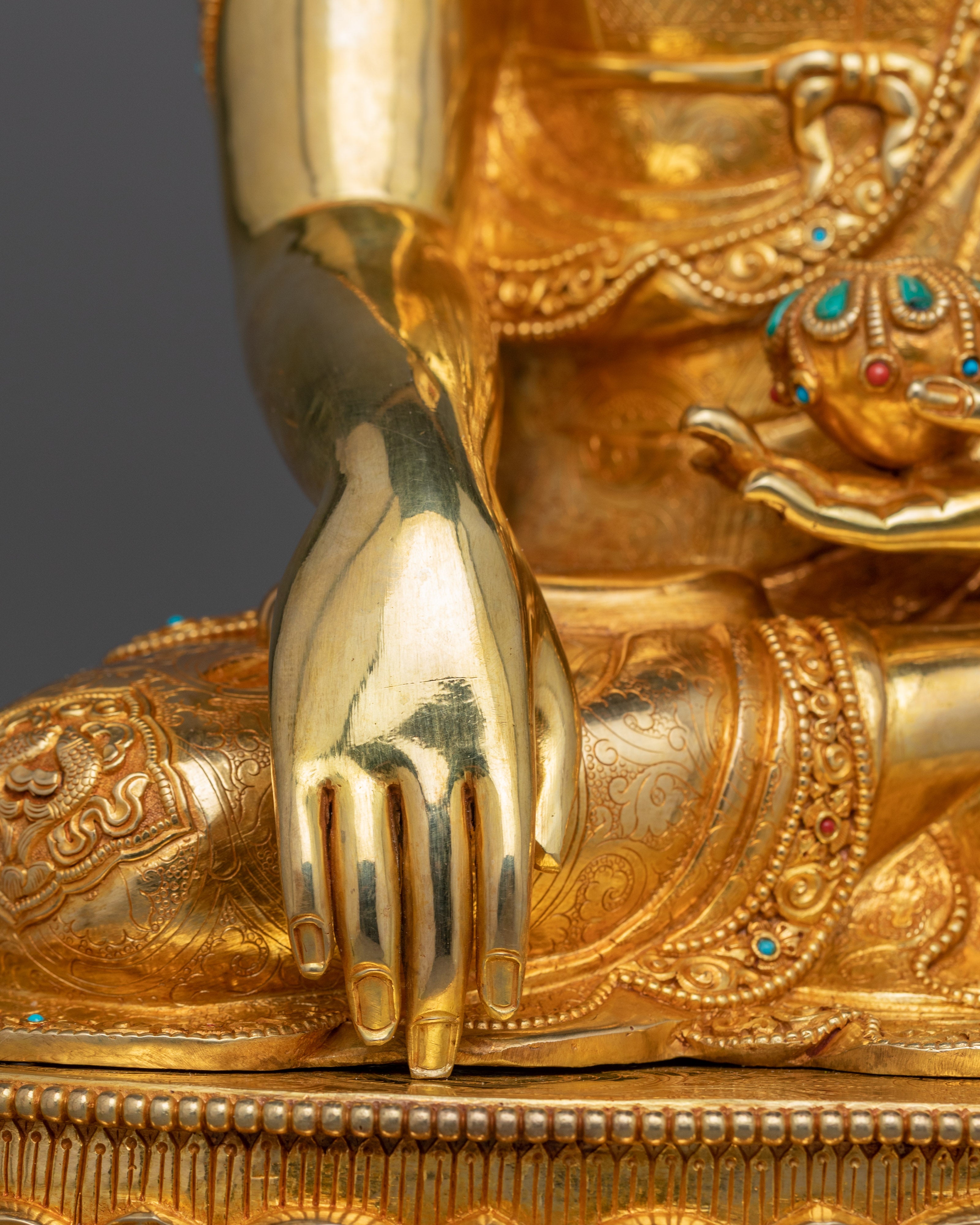 Handmade Siddhartha Gautama Figurine | Symbol of Path to Enlightenment for Home Decor