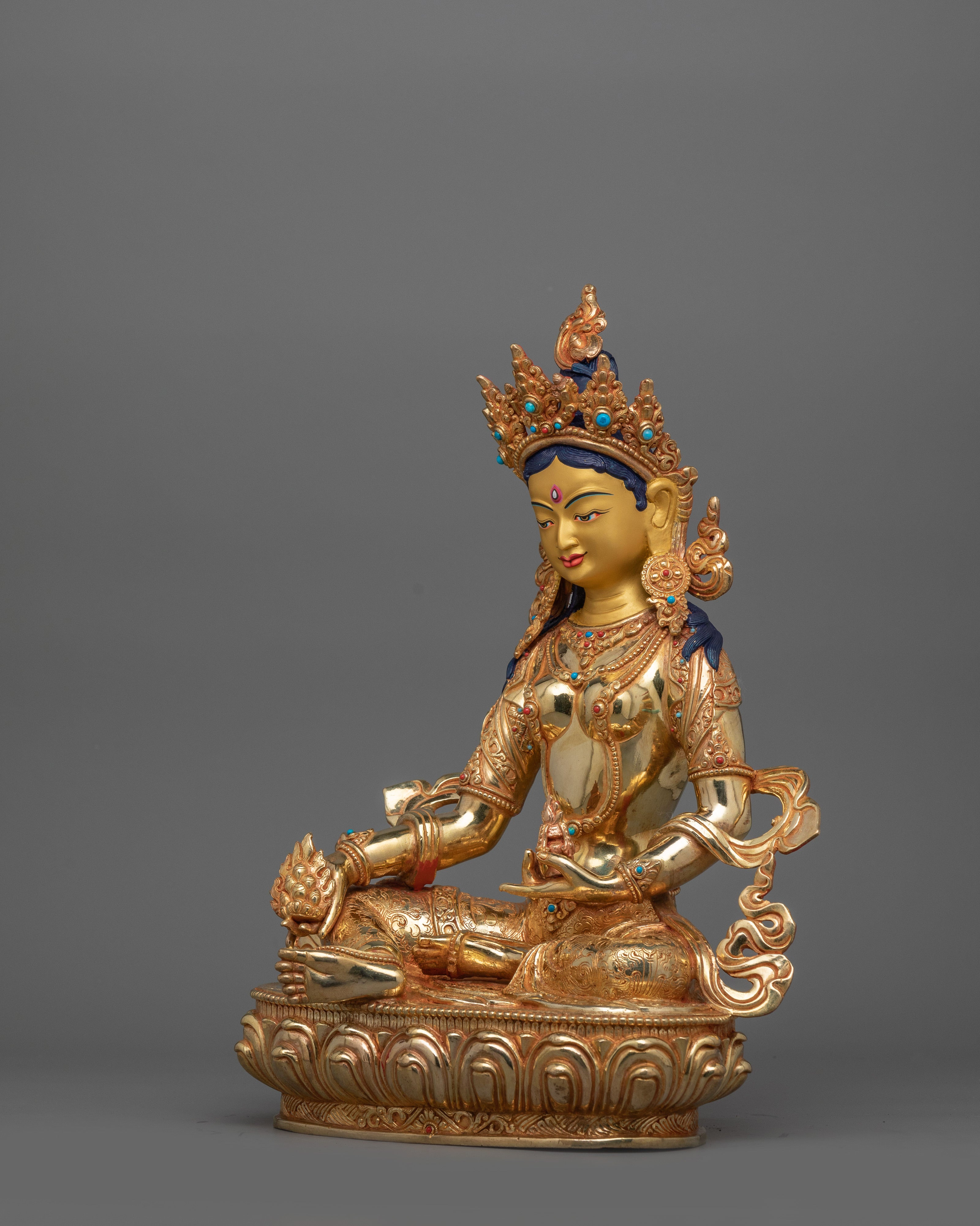 Himalayan Statue of Ksitigarbha | The Goddess of Mercy