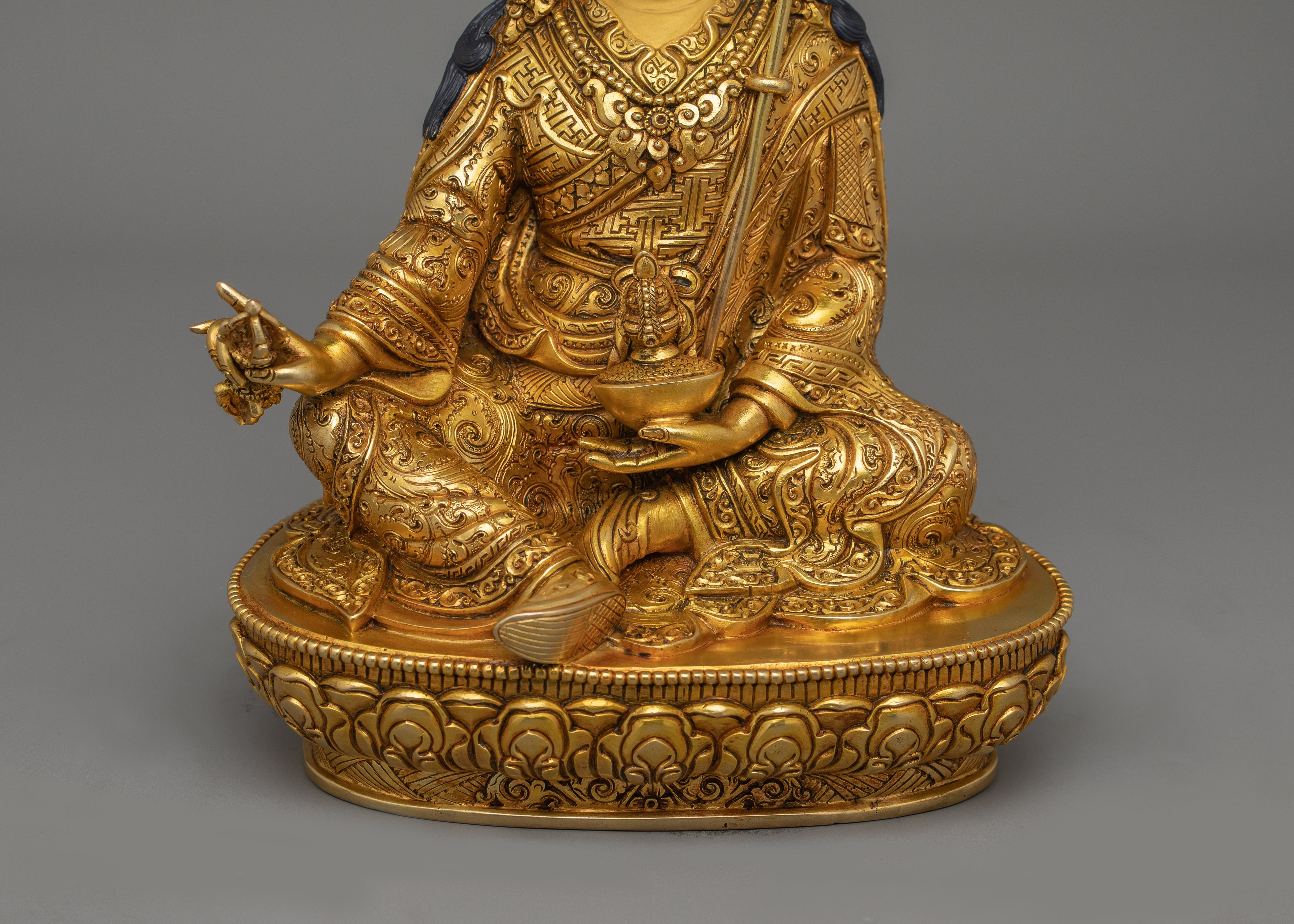 Tantric Master Figurine Guru Rinpoche | Lotus Born Buddha
