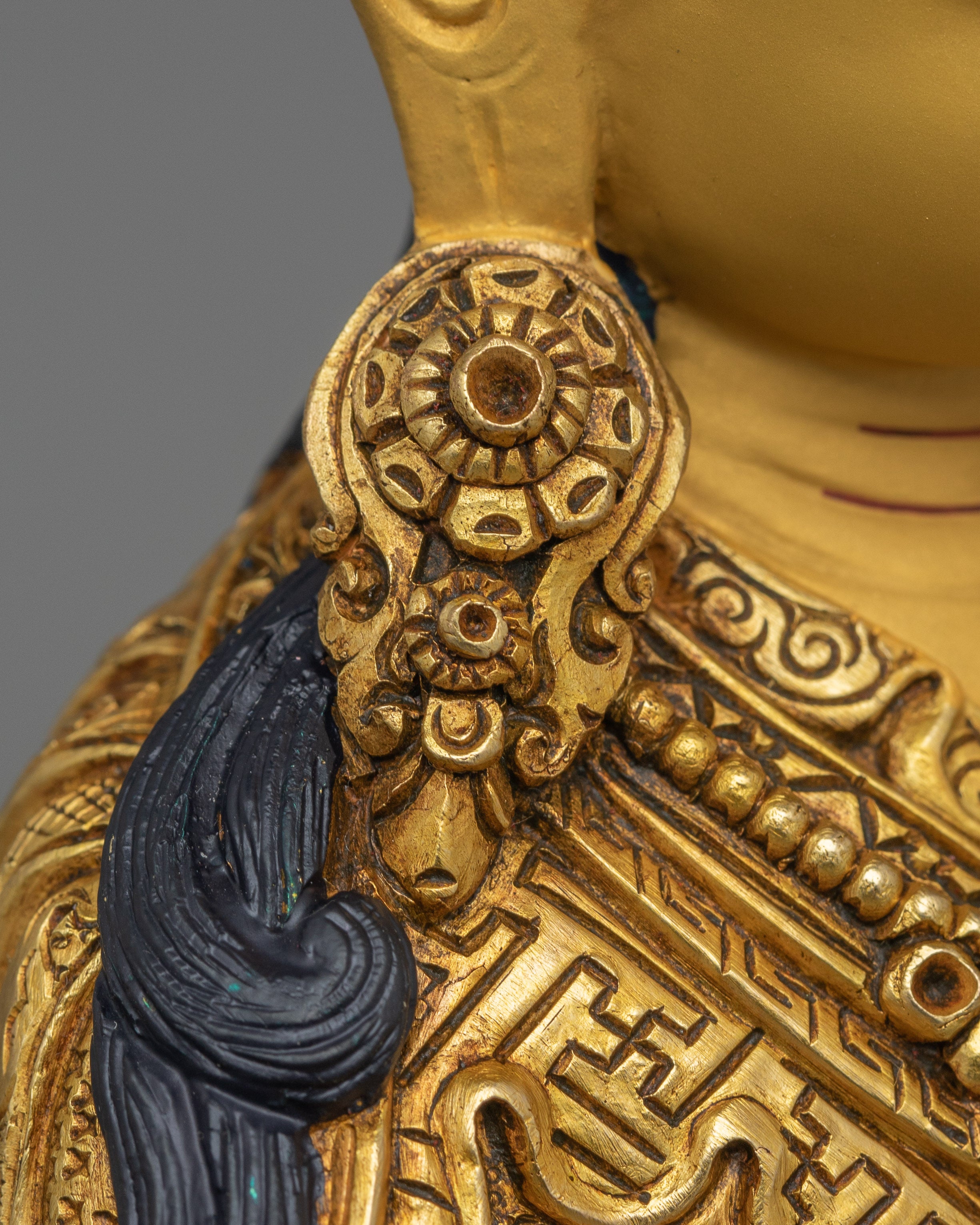 Tantric Master Figurine Guru Rinpoche | Lotus Born Buddha