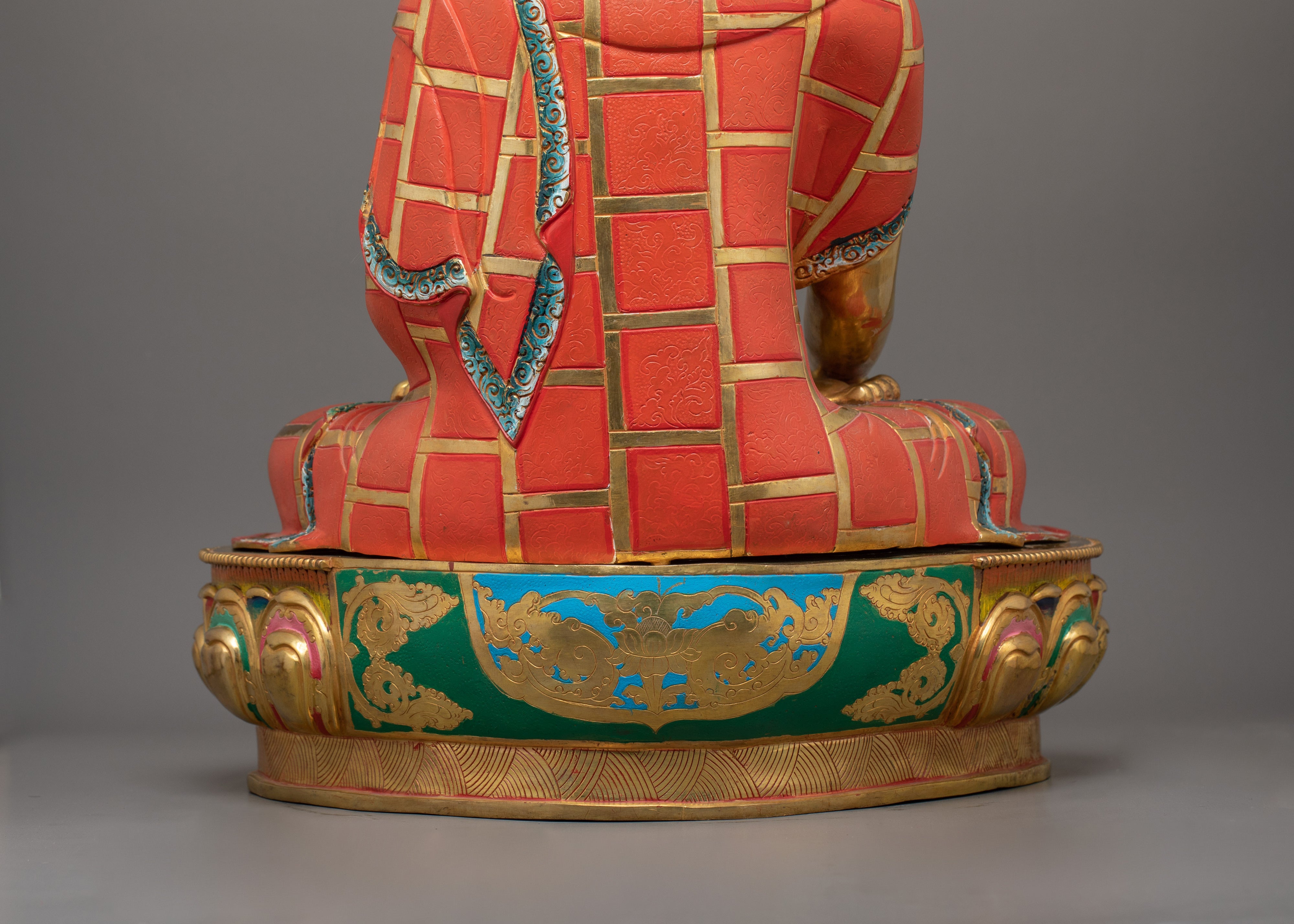 Enlightenment Guru Buddha Shakyamuni Statue | The Embodiment of Peace