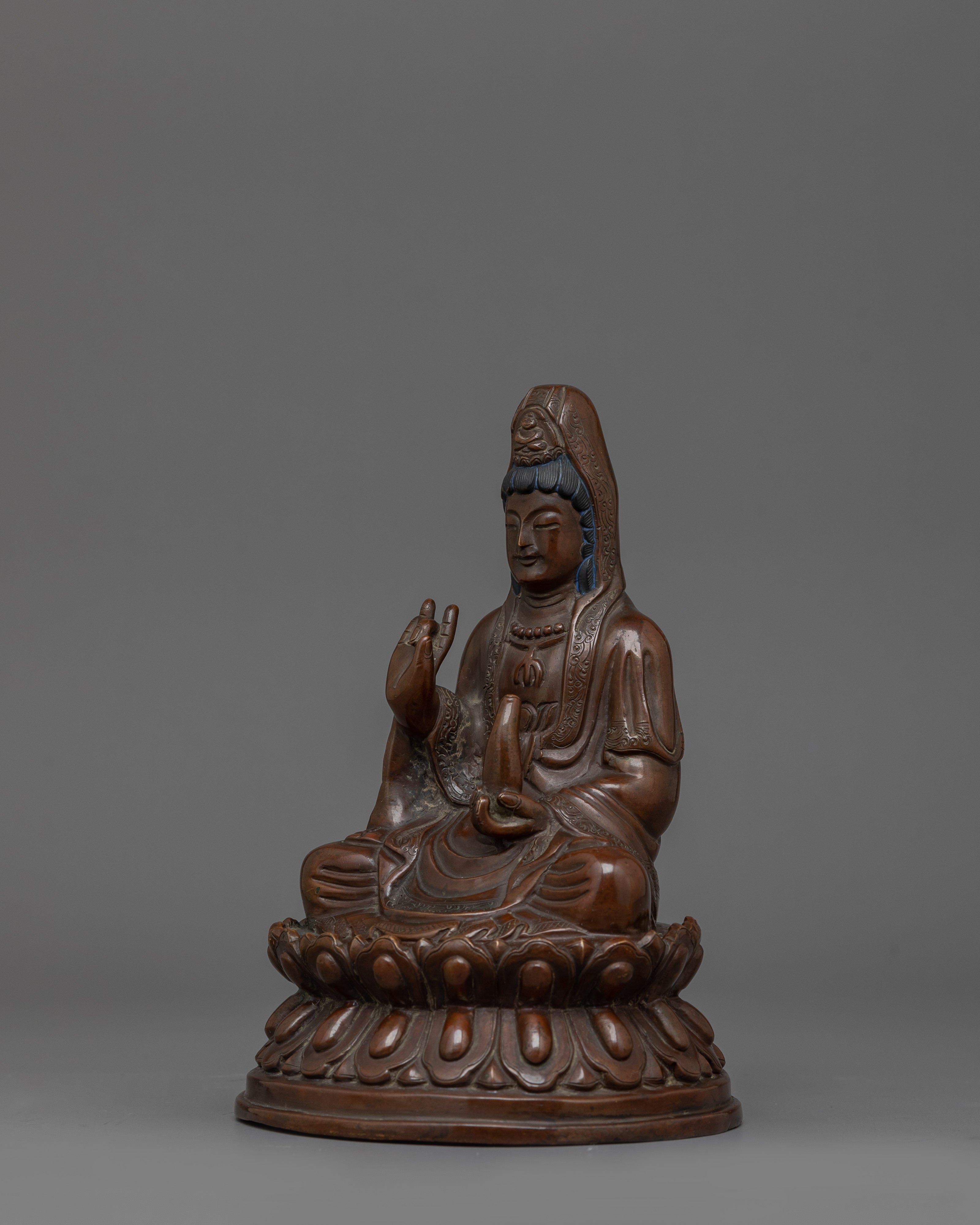 Buddhist Statue of Guanyin | Oxidized Copper Statue For Meditation