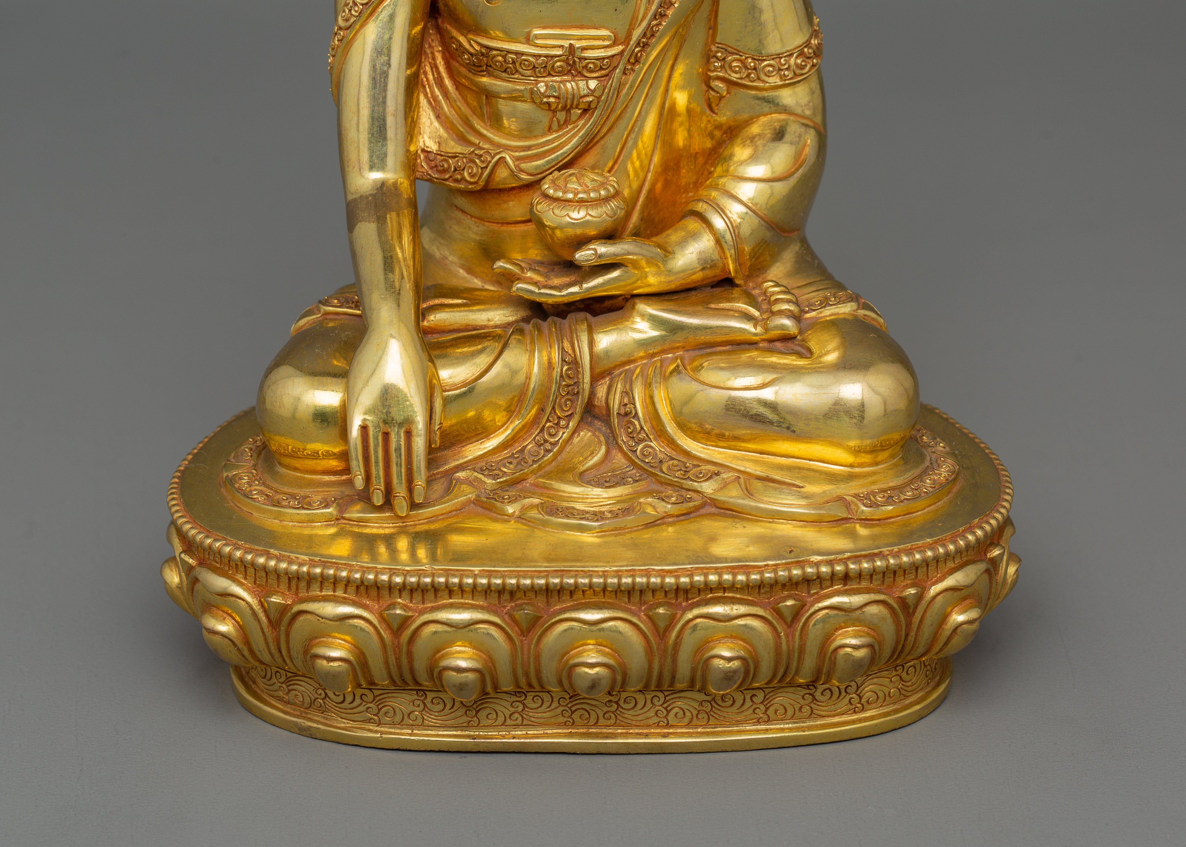 Handmade Figurine of Meditating Buddha Shakyamuni | The Path to Enlightenment