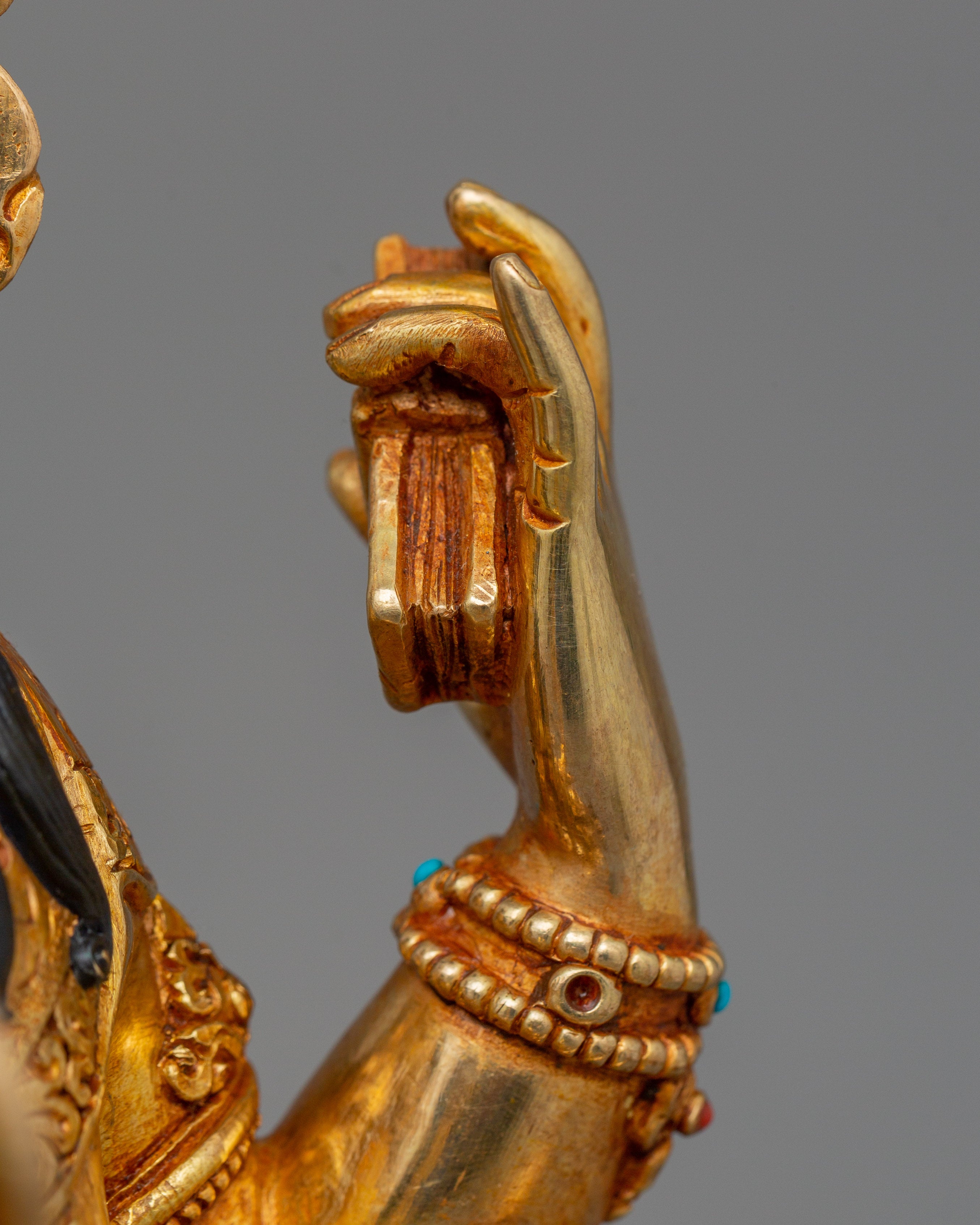 Hindu Goddess Saraswati Figurine | Goddess of Wisdom, Music and Enlightenment