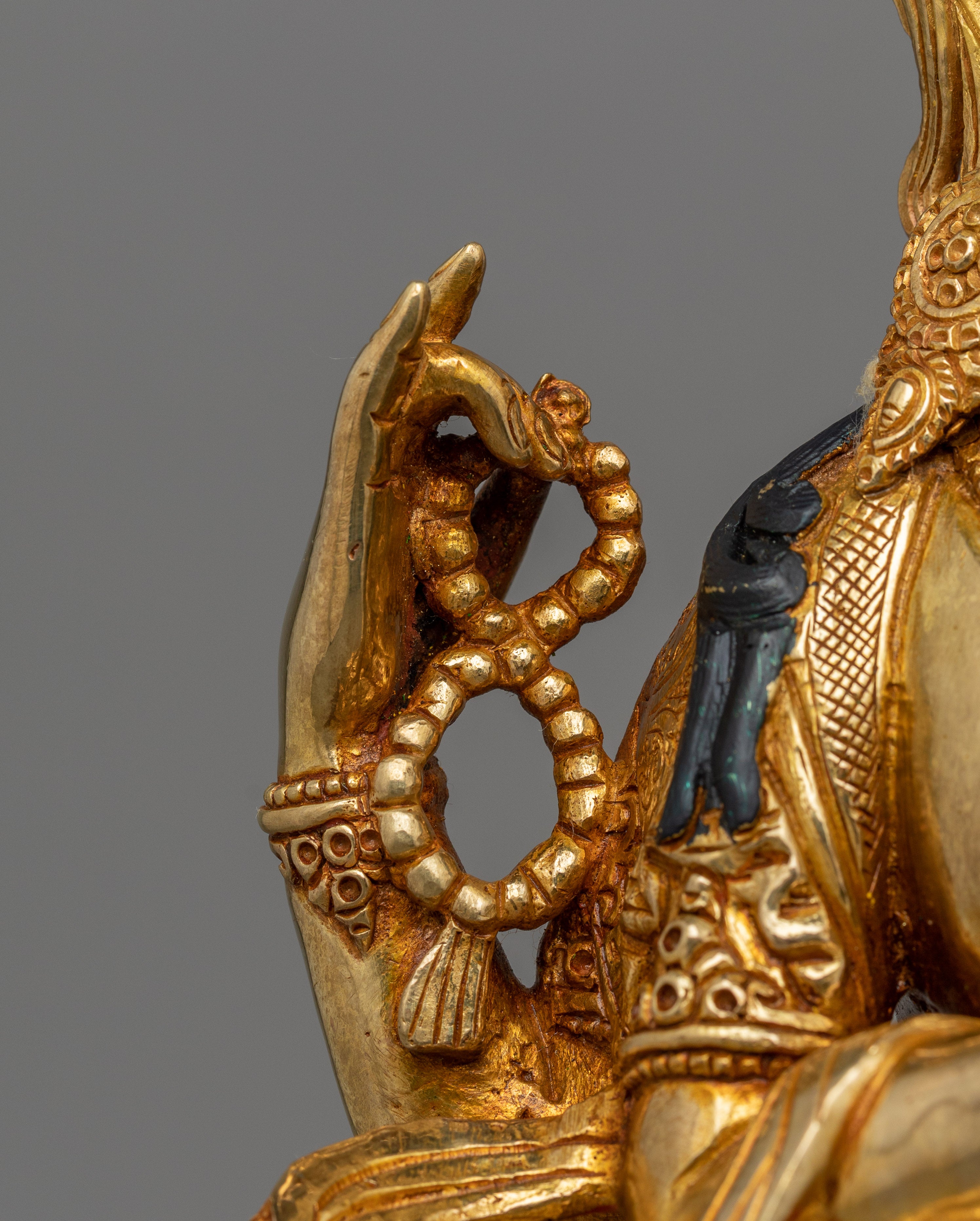 Himalayan 4-Armed Meditating Chenrezig Statue | The Bodhisattva of Compassion