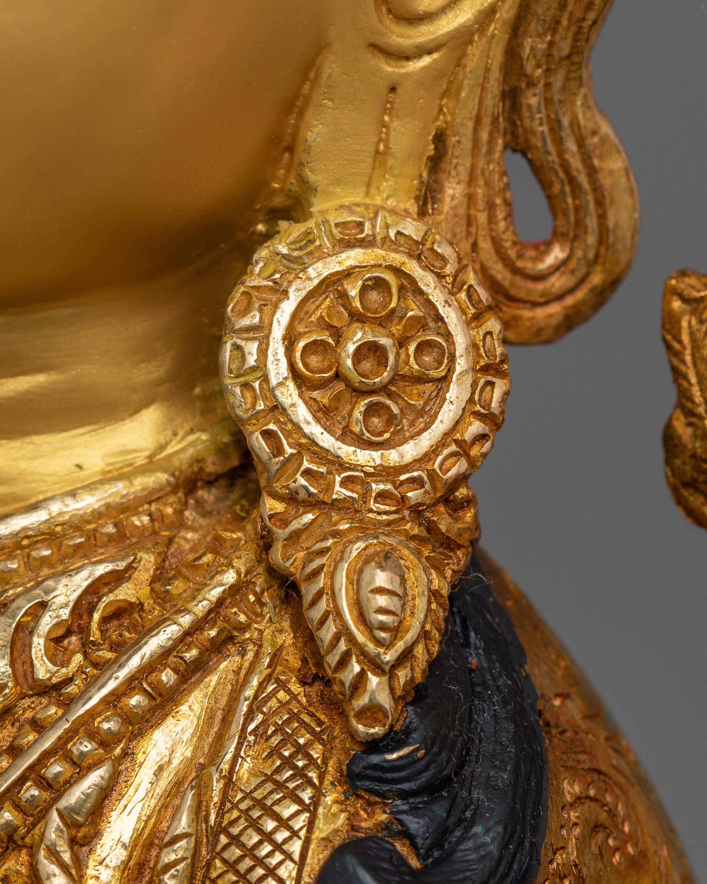 Himalayan 4-Armed Meditating Chenrezig Statue | The Bodhisattva of Compassion