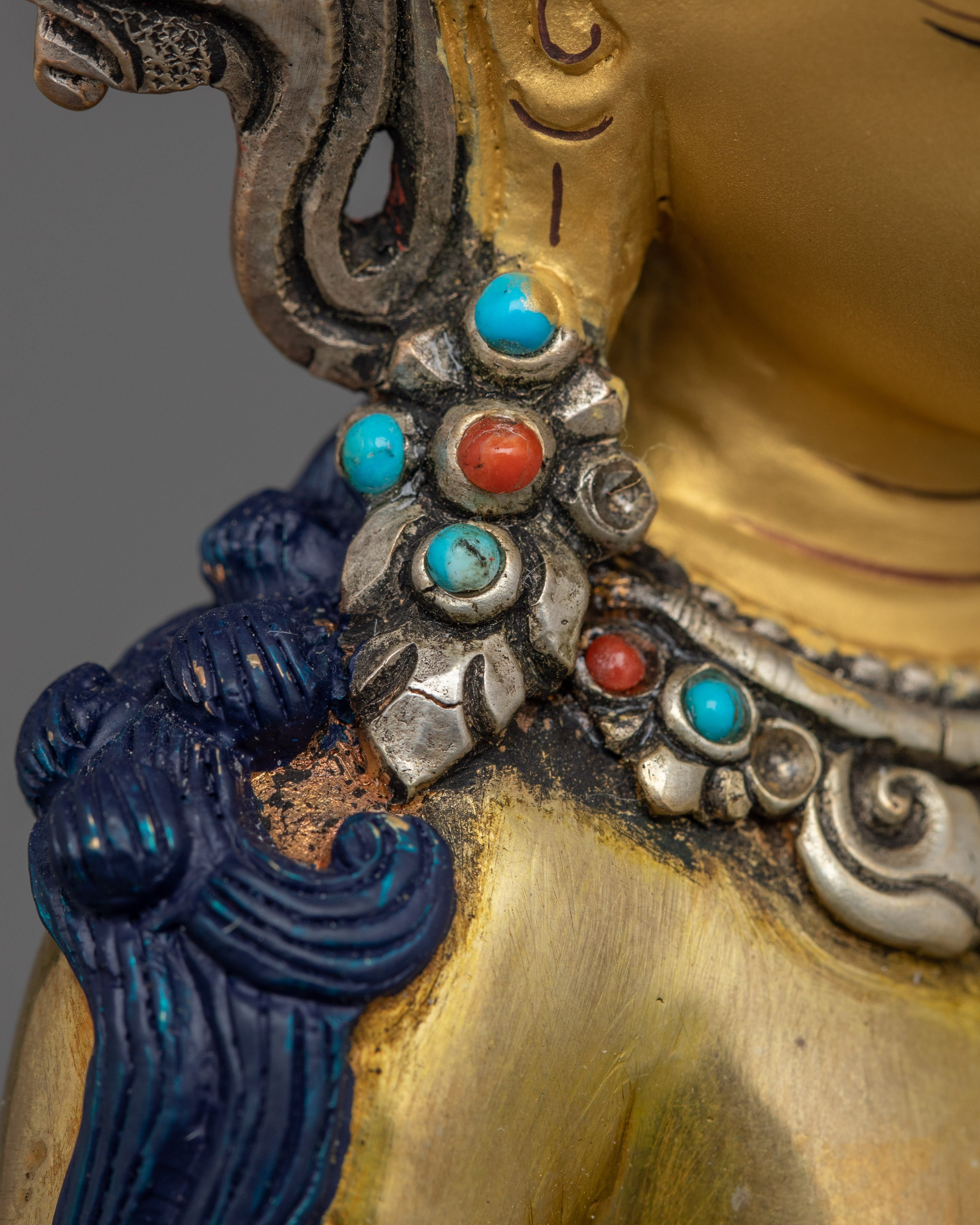 Standing Lokeshwor Statue | The Bodhisattva of Compassion