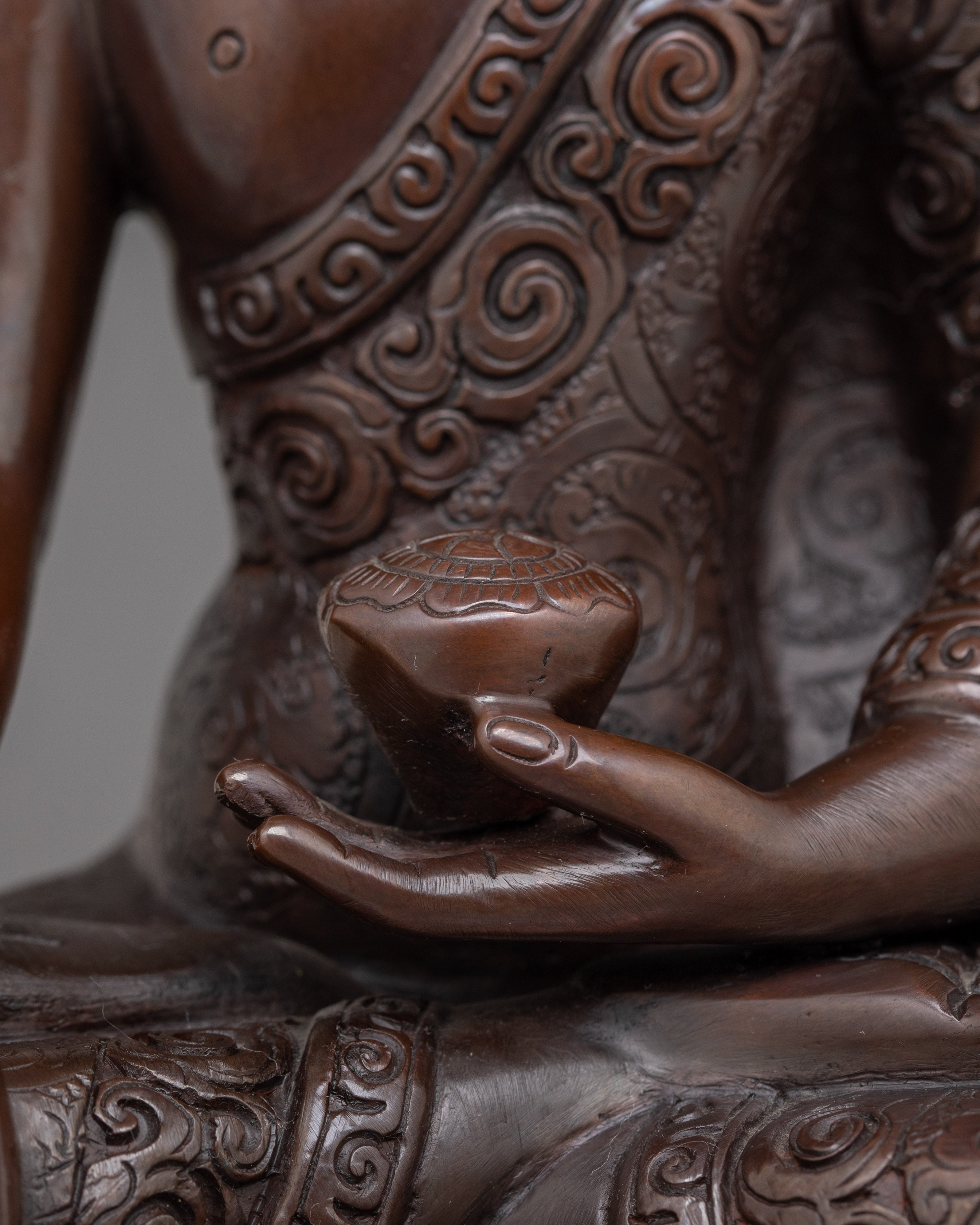 Enlightened Meditating Shakyamuni Buddha Sculpture | Hand-Crafted Buddhist Figurine