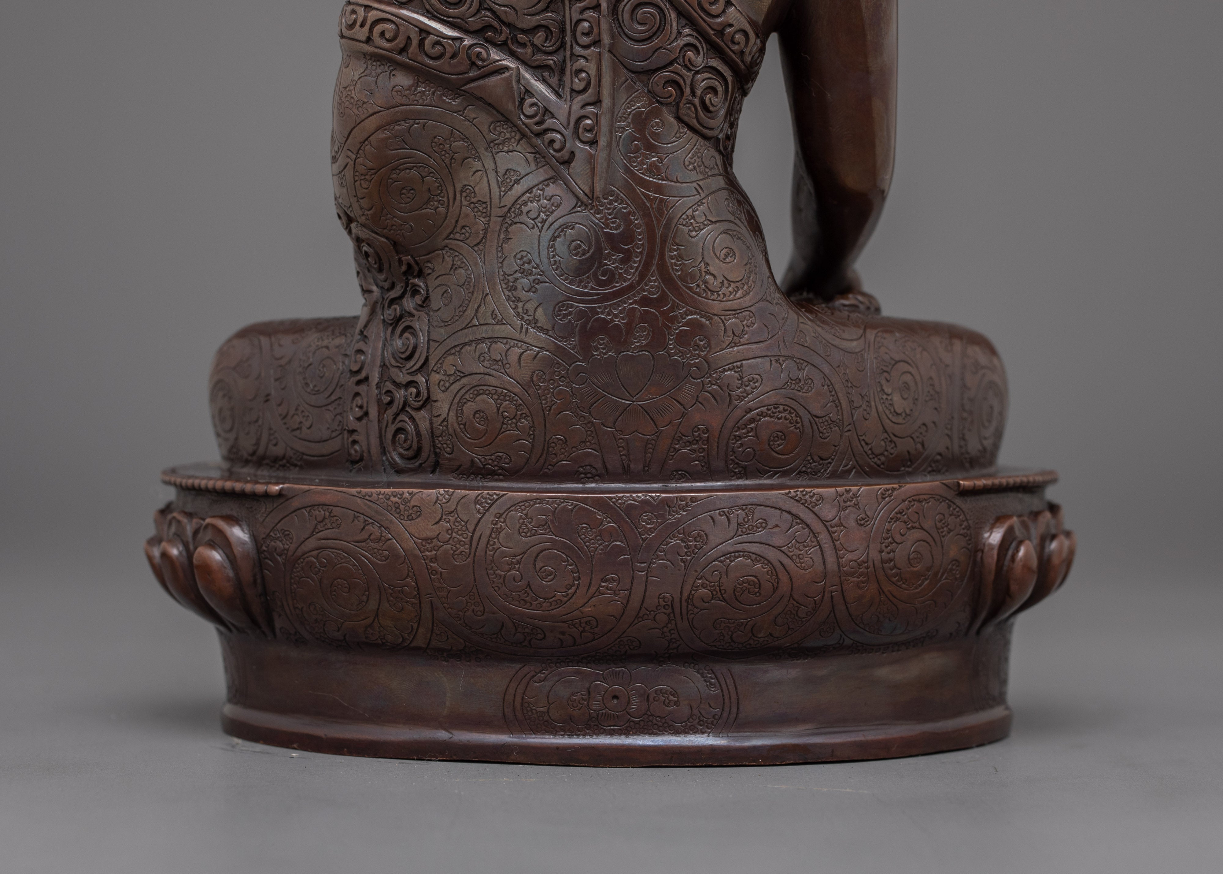 Enlightened Meditating Shakyamuni Buddha Sculpture | Hand-Crafted Buddhist Figurine