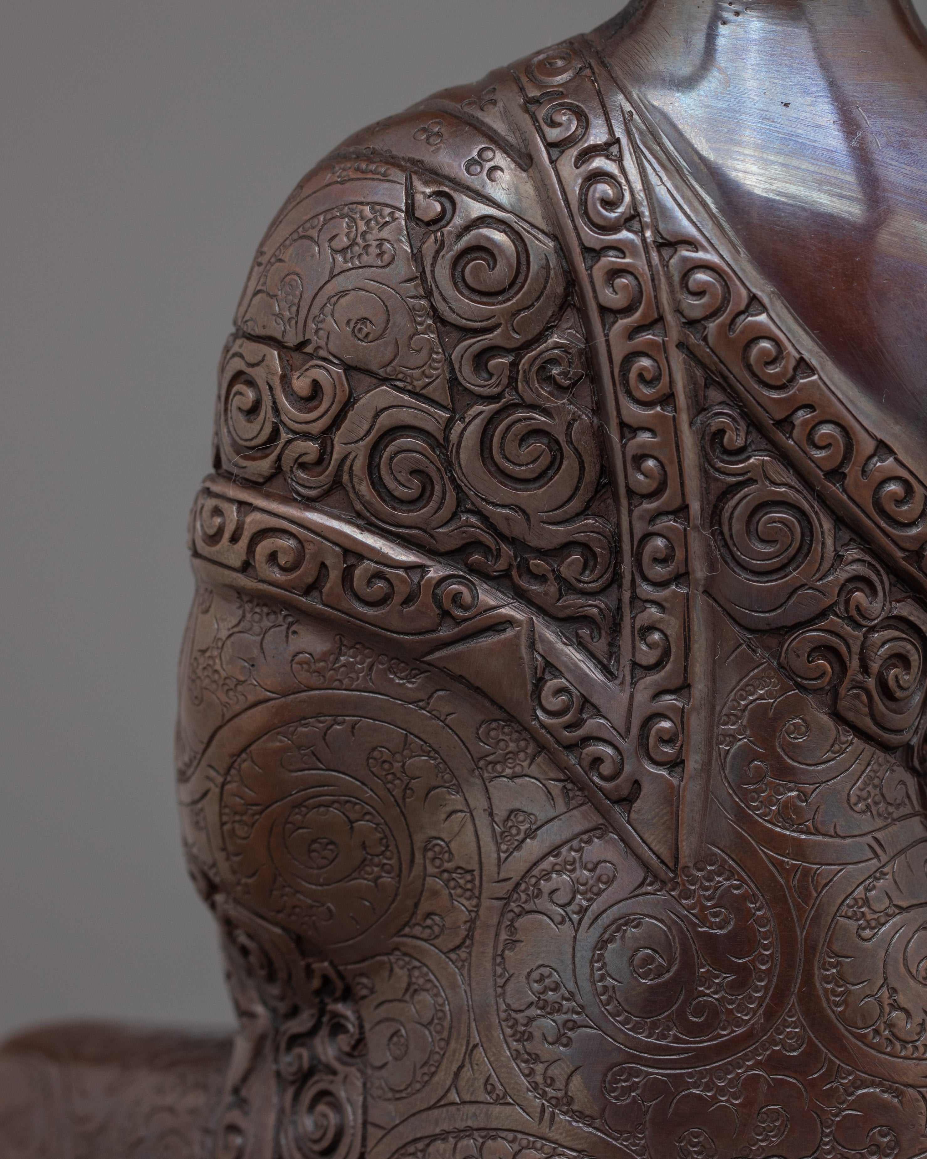 Enlightened Meditating Shakyamuni Buddha Sculpture | Hand-Crafted Buddhist Figurine