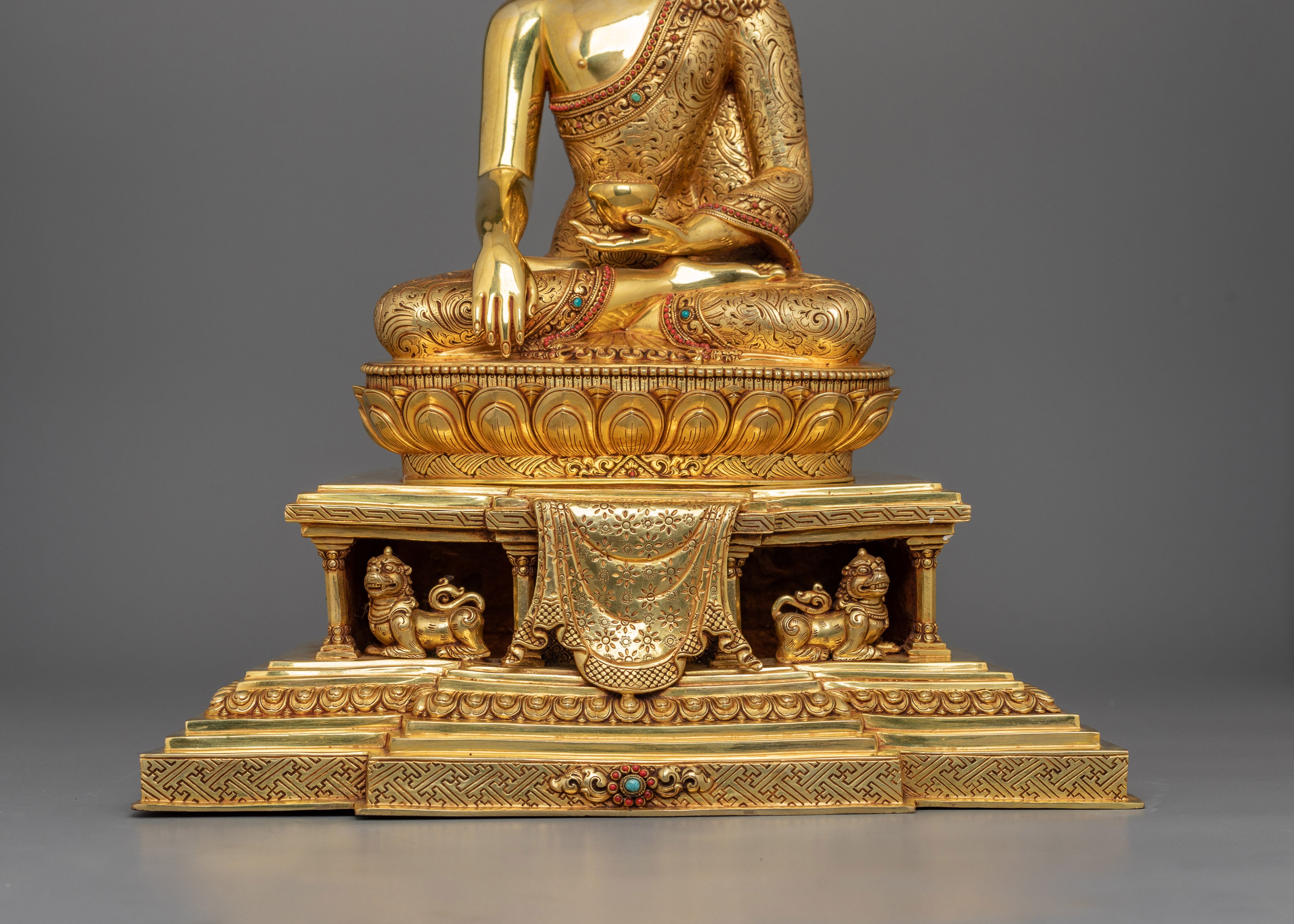 Enlightenment Guru Buddha Shakyamuni Statue | The Embodiment of Peace