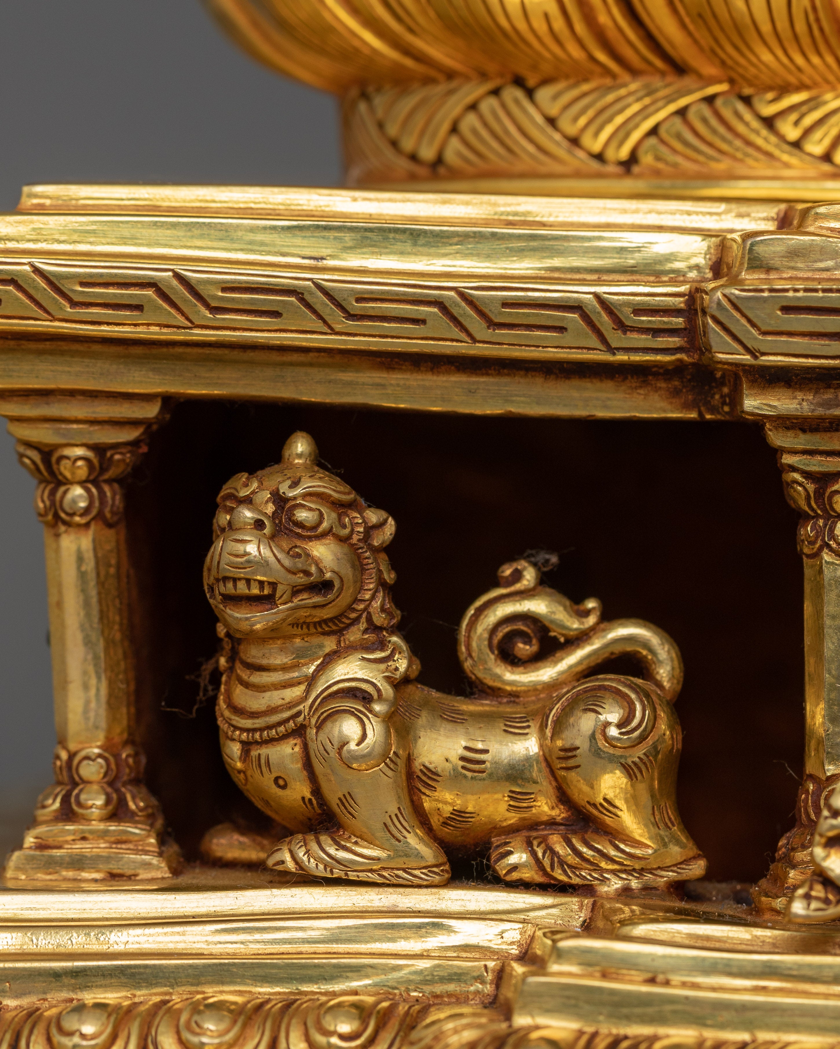 Enlightenment Guru Buddha Shakyamuni Statue | The Embodiment of Peace